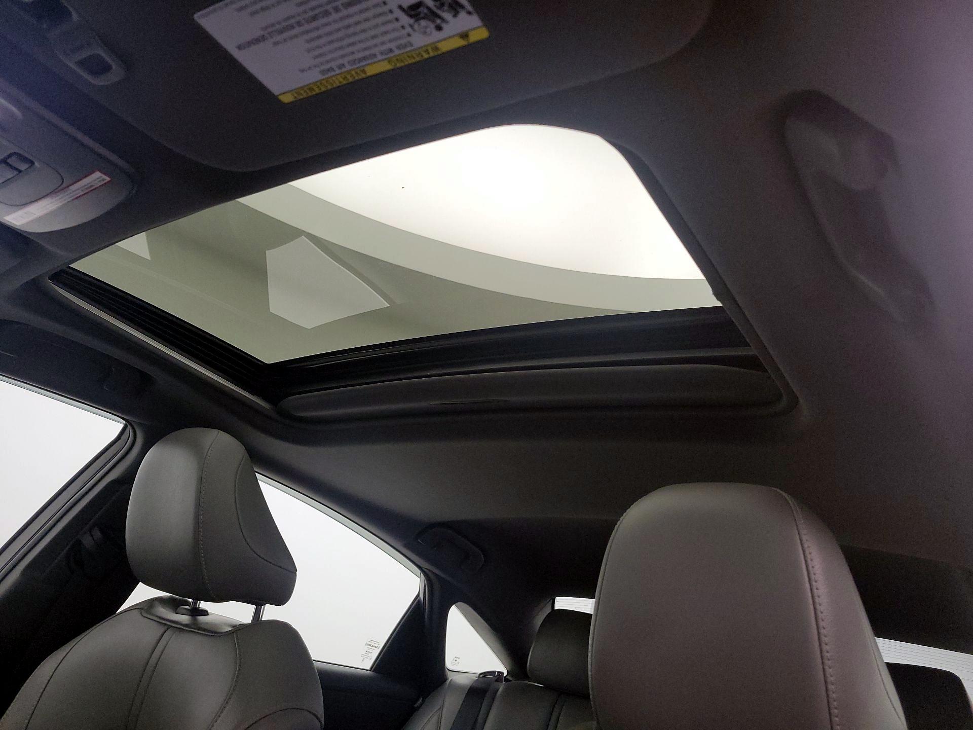 Thumbnail: 2020 Toyota Avalon - 19