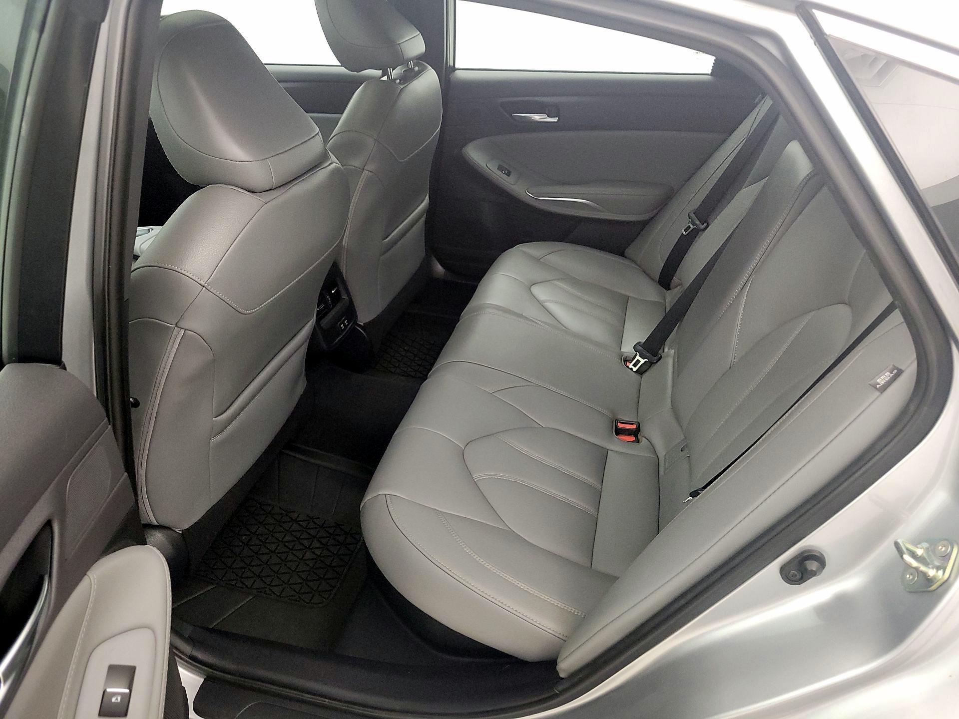 Thumbnail: 2020 Toyota Avalon - 20