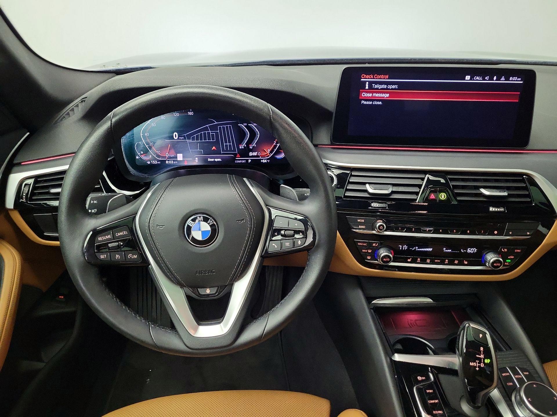 Thumbnail: 2023 BMW 5 Series - 10