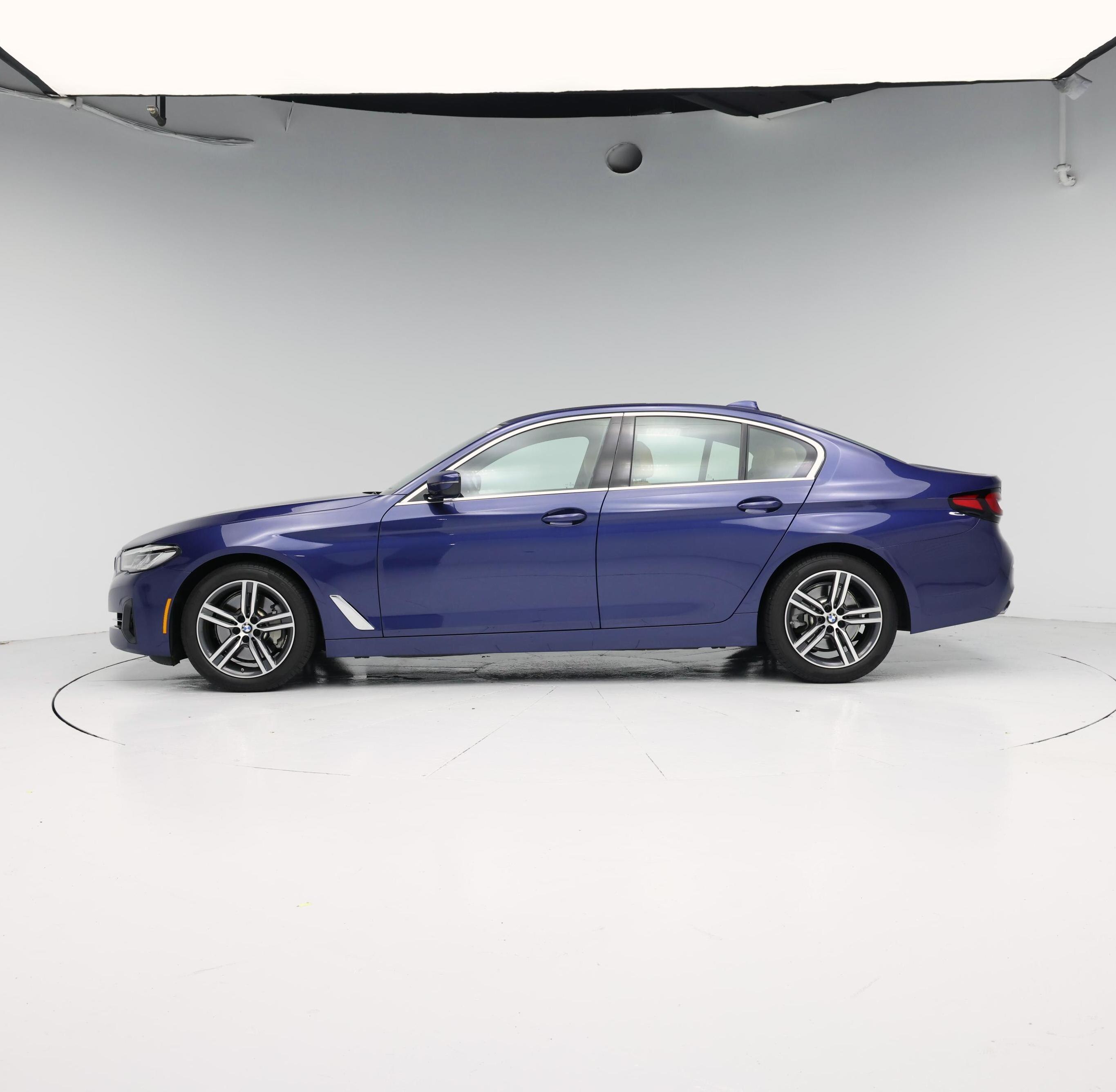 Thumbnail: 2023 BMW 5 Series - 3