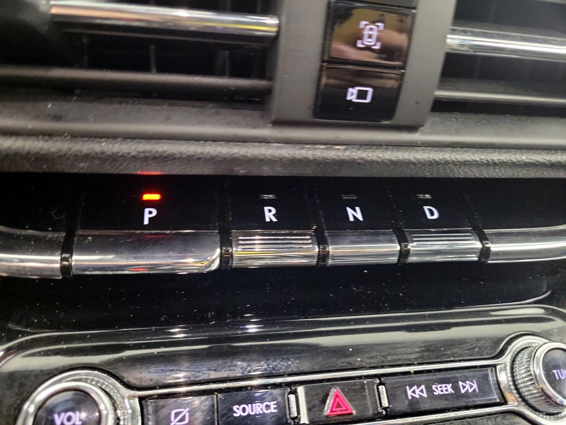 Thumbnail: 2022 Lincoln Corsair - 18