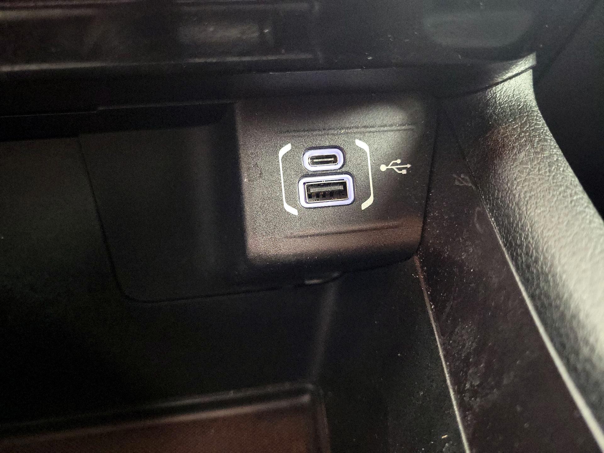 Thumbnail: 2022 Jeep Compass - 18