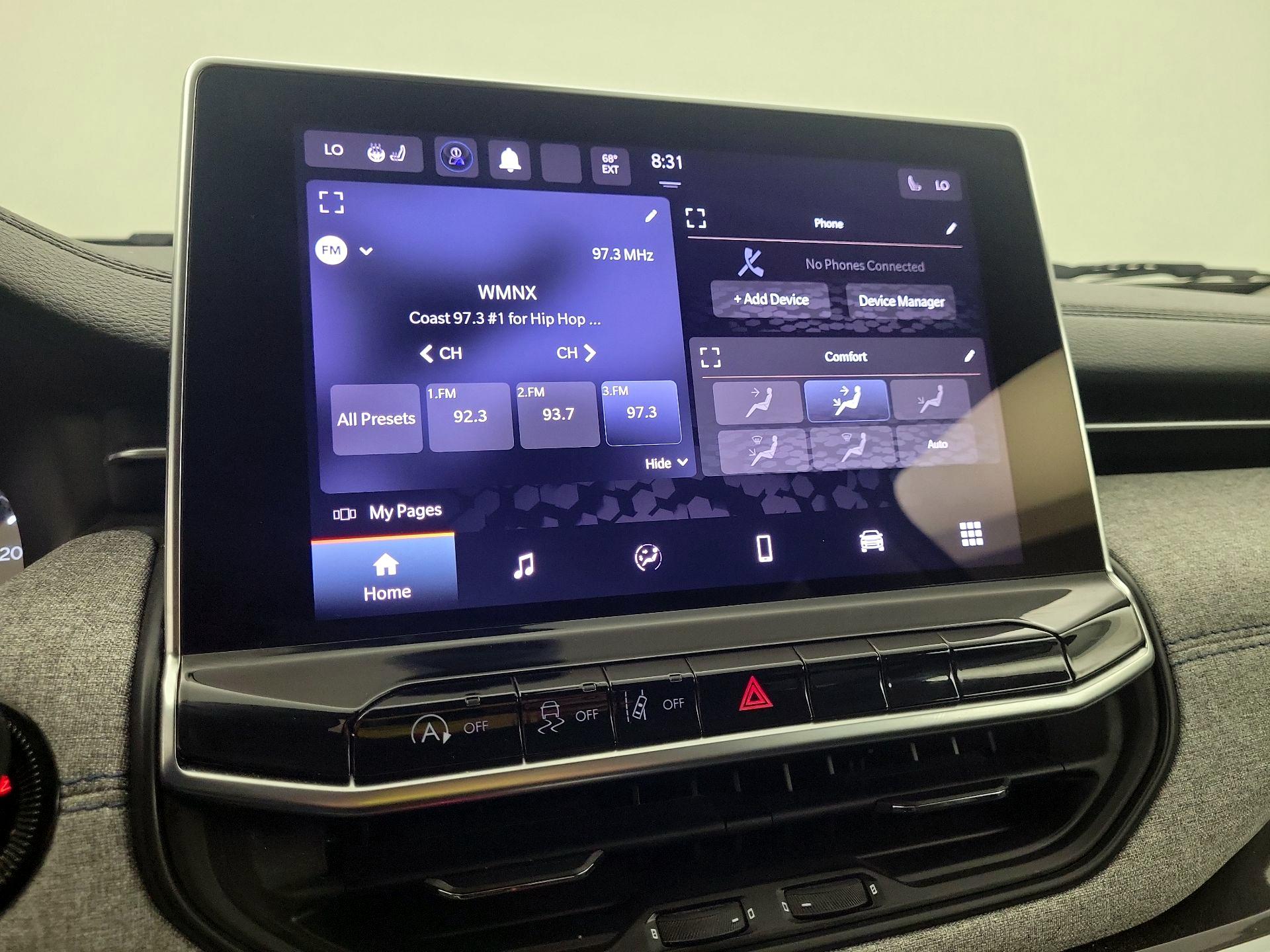 Thumbnail: 2022 Jeep Compass - 15