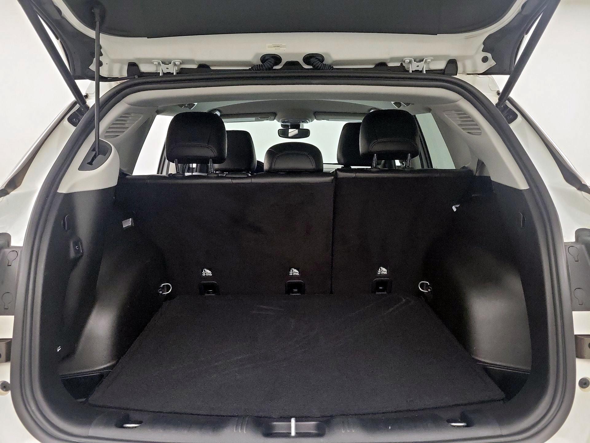 Thumbnail: 2022 Jeep Compass - 20