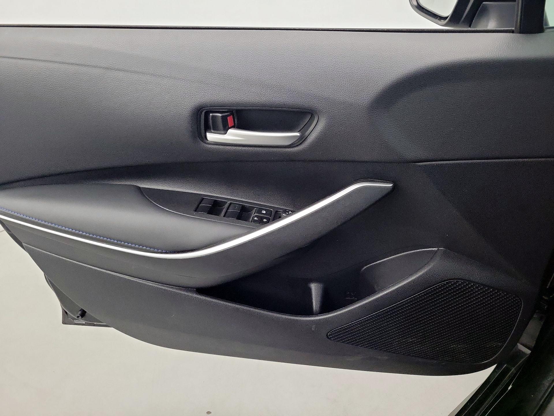 Thumbnail: 2022 Toyota Corolla - 12