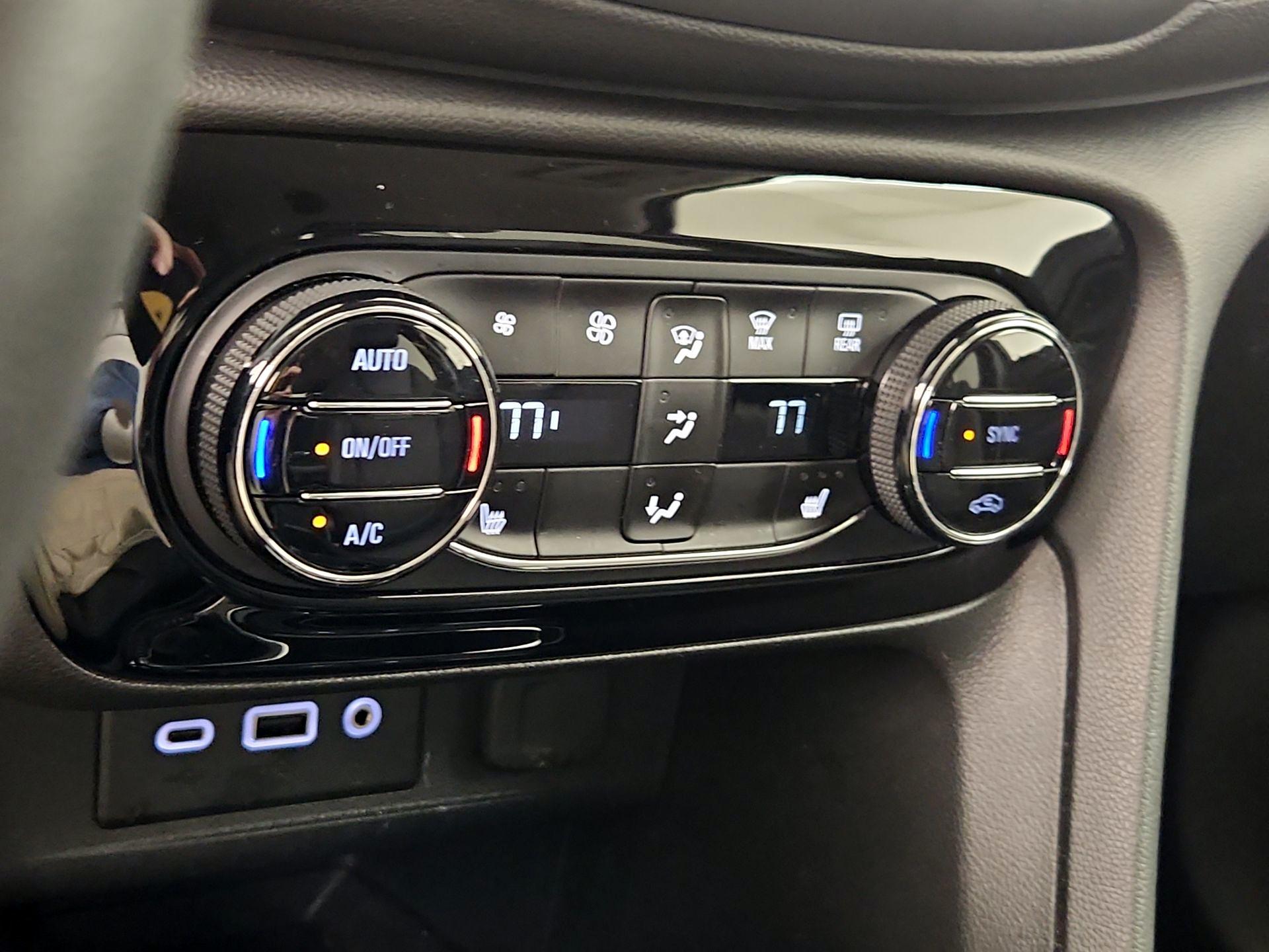 Thumbnail: 2023 Buick Encore GX - 16