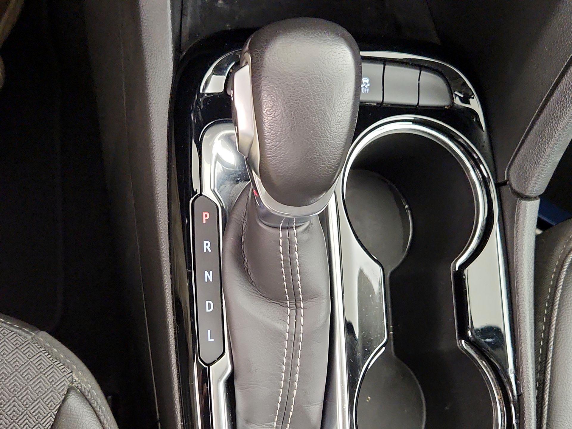 Thumbnail: 2023 Buick Encore GX - 17