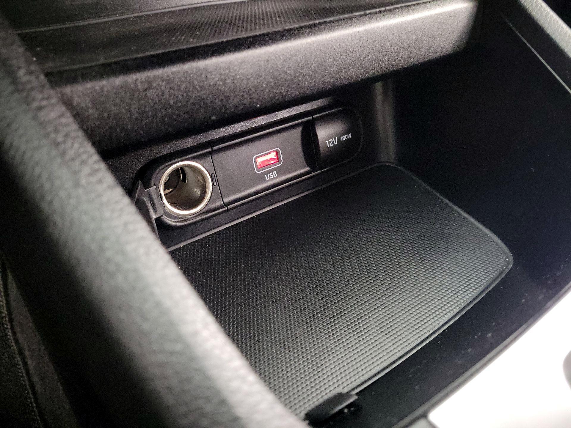 Thumbnail: 2023 Kia Forte - 18