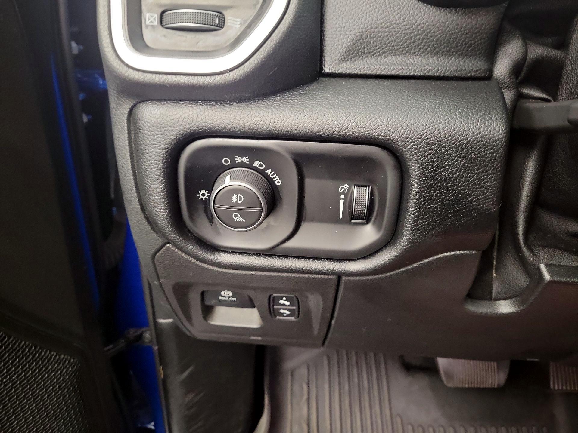 Thumbnail: 2022 RAM 1500 - 13