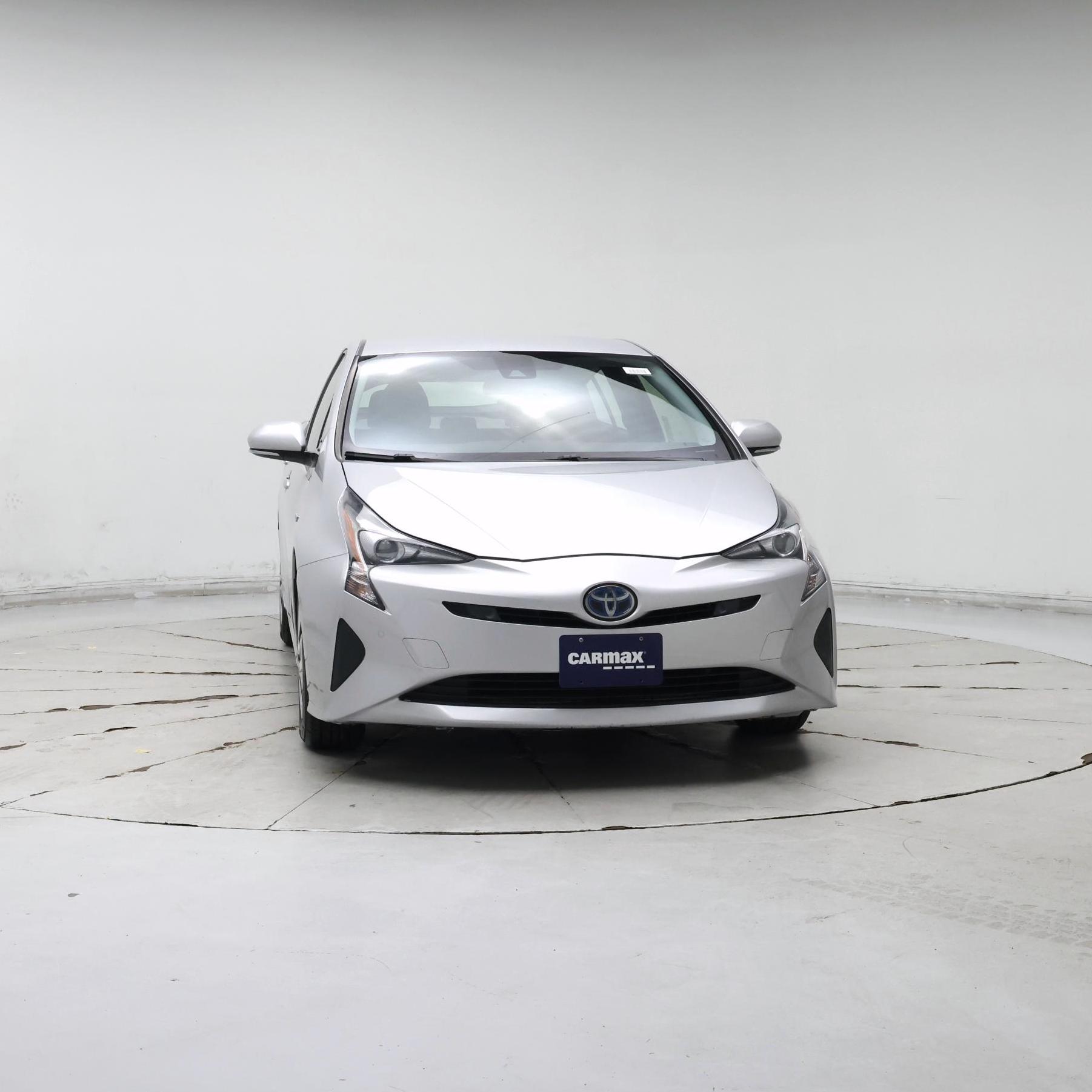 Thumbnail: 2018 Toyota Prius - 5