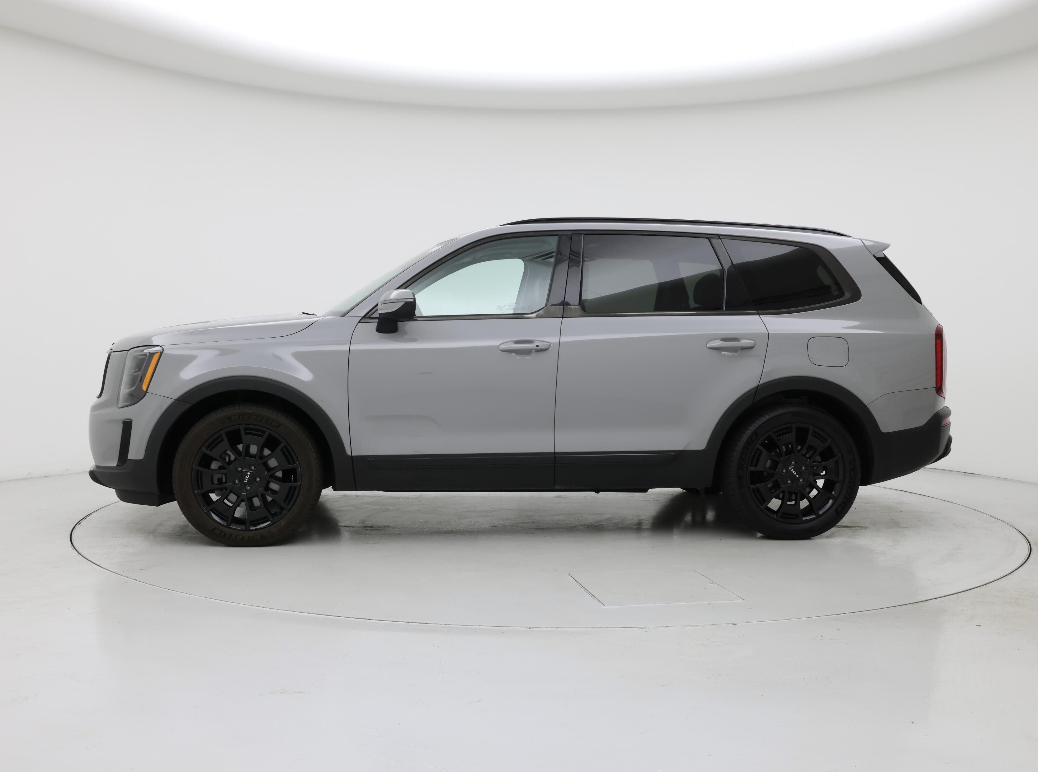 Thumbnail: 2022 Kia Telluride - 3