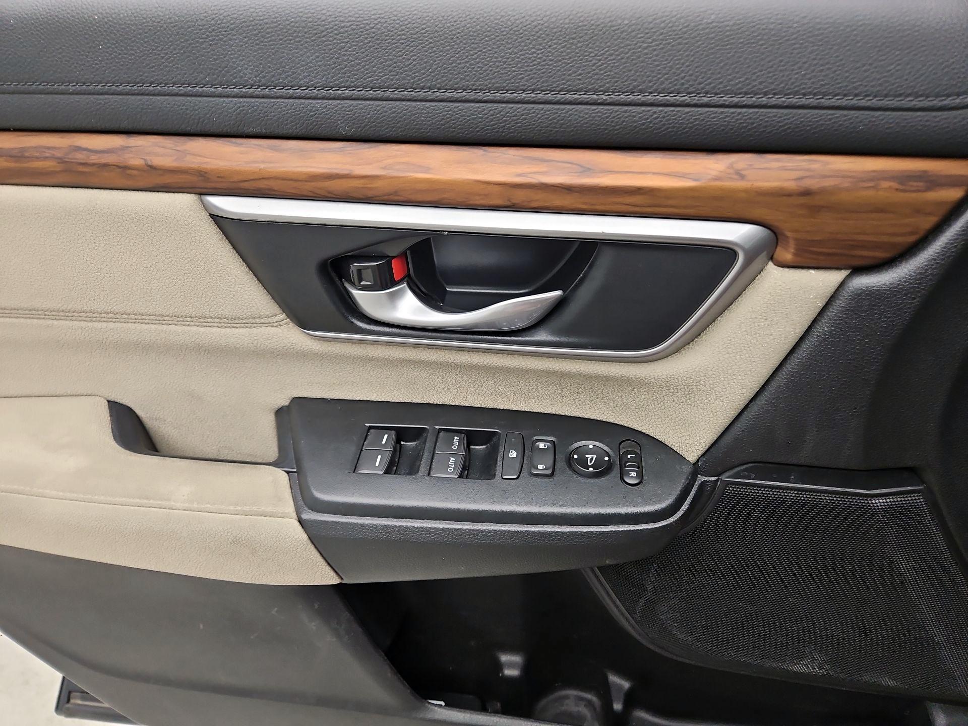 Thumbnail: 2020 Honda CR-V - 10