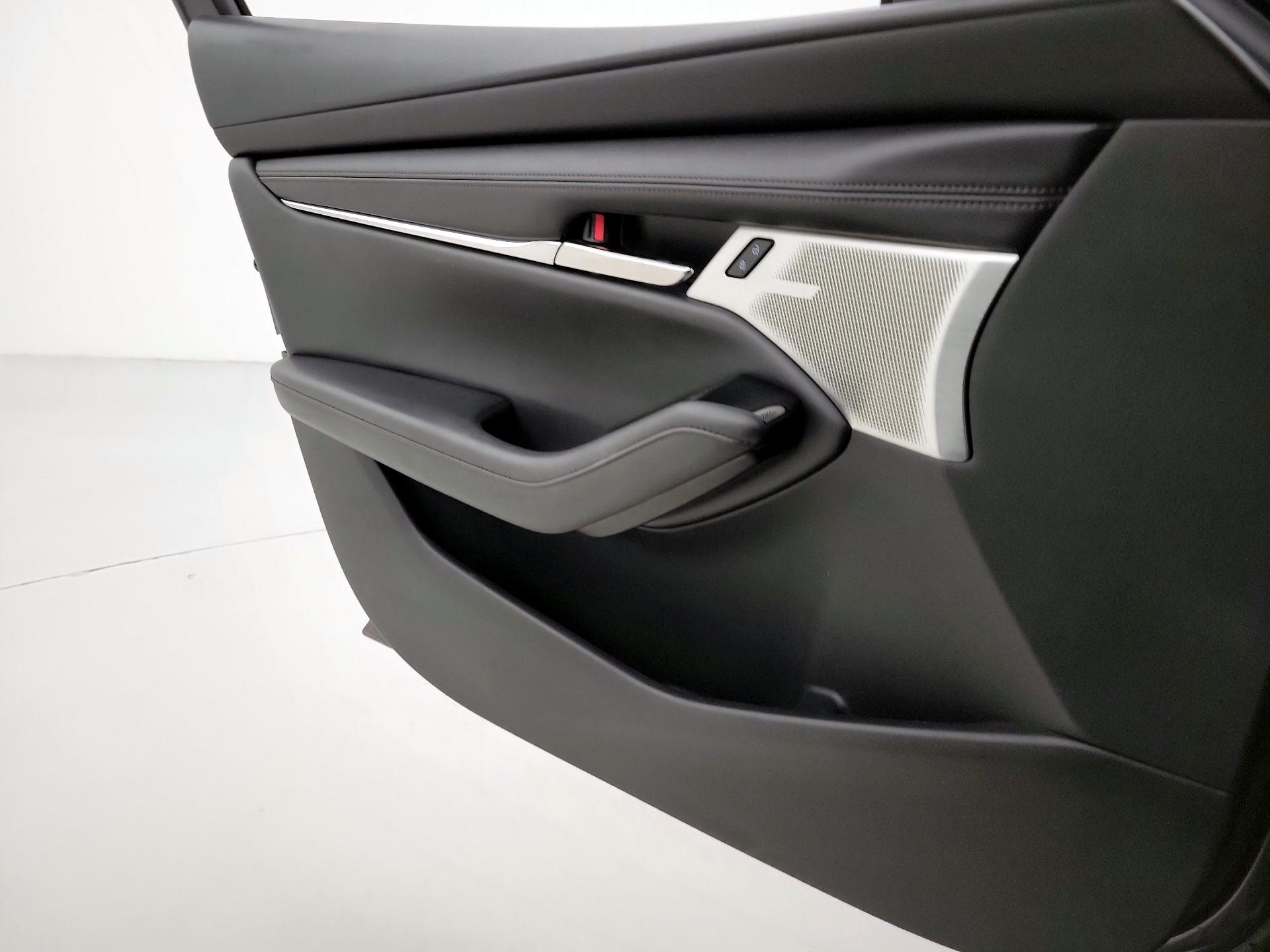 Thumbnail: 2021 Mazda Mazda3 - 12