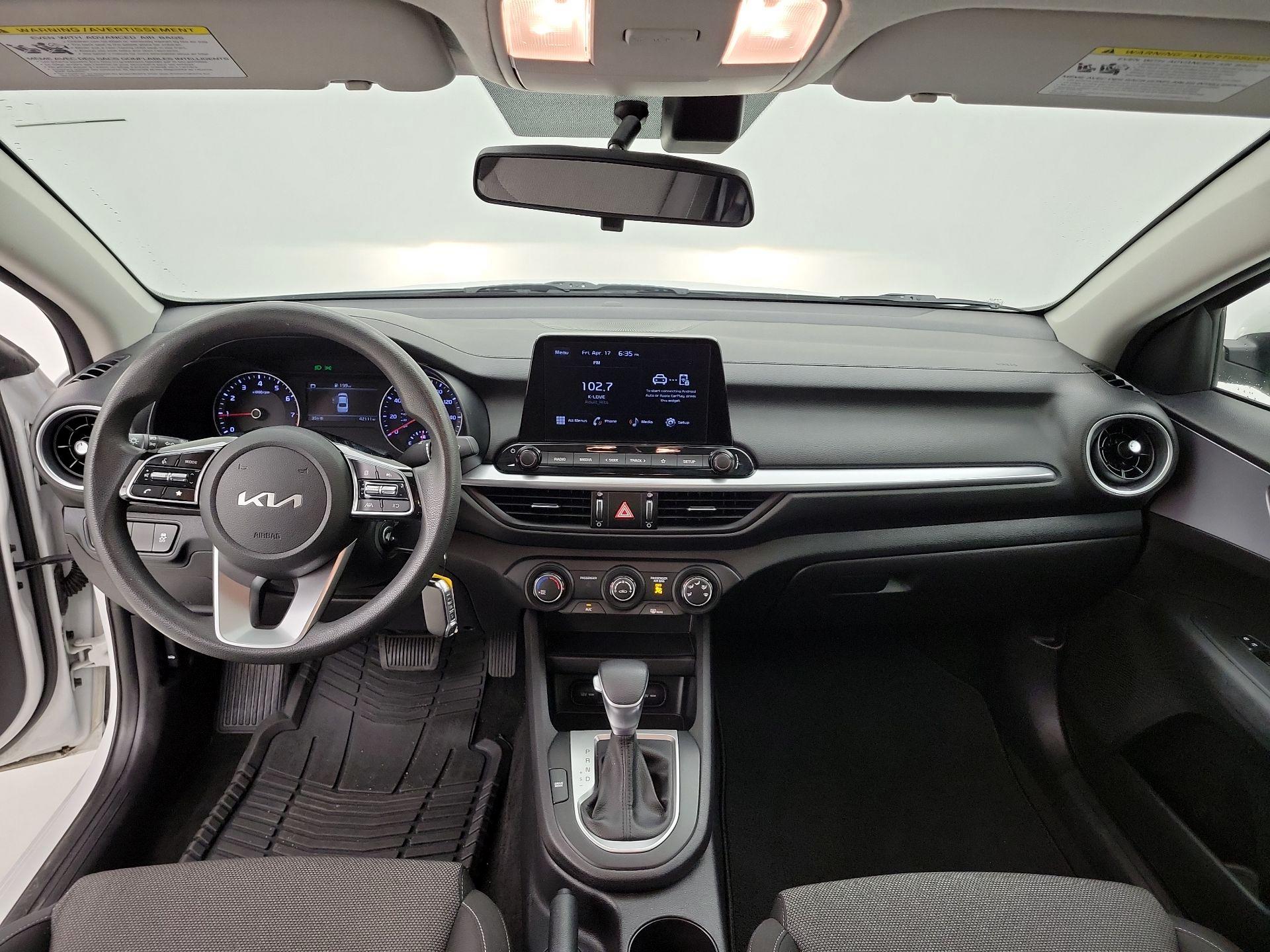 Thumbnail: 2022 Kia Forte - 9