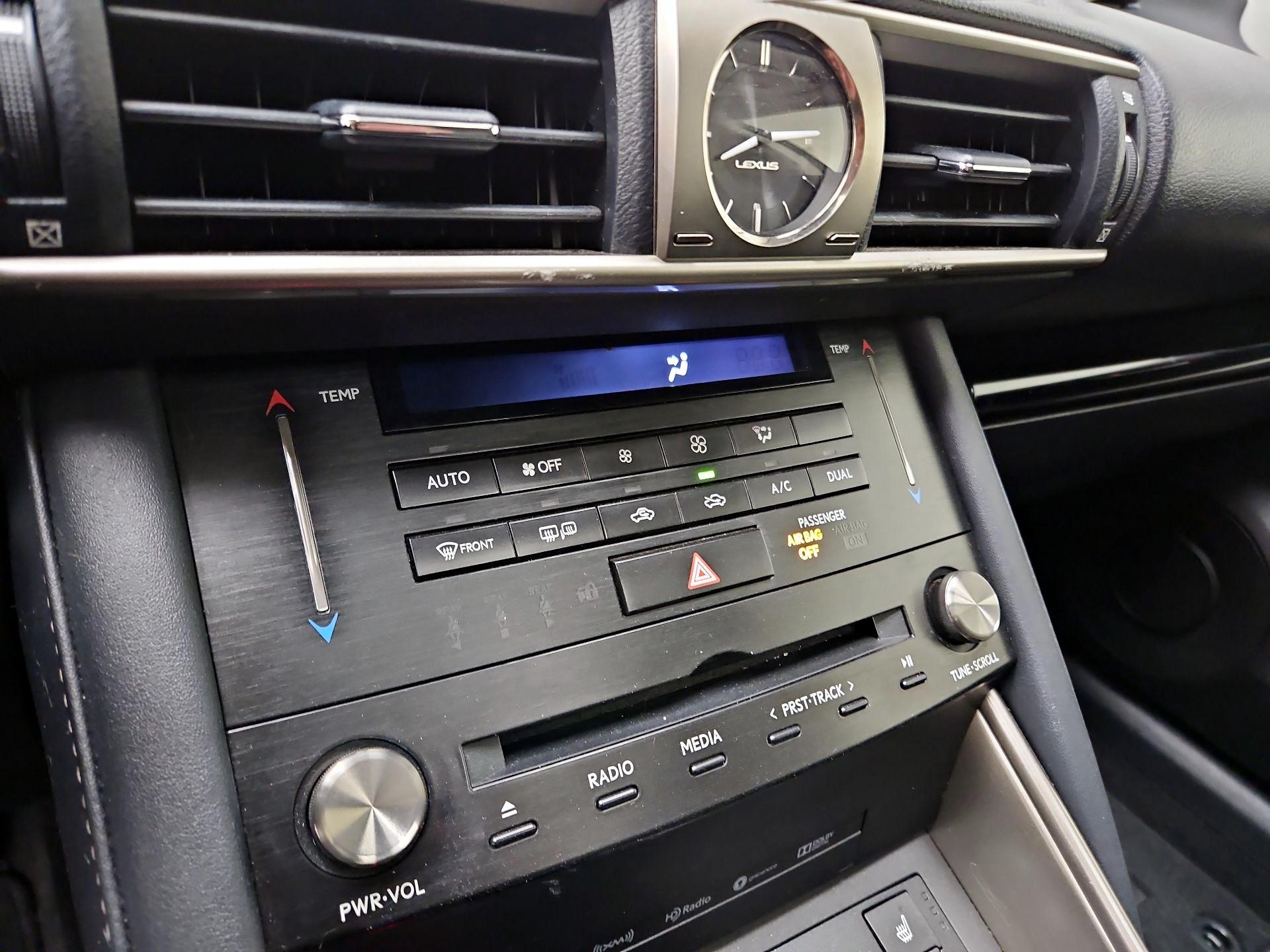 Thumbnail: 2017 Lexus IS - 17