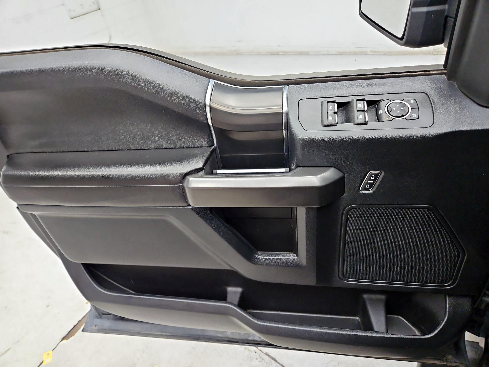 Thumbnail: 2019 Ford F-150 - 10