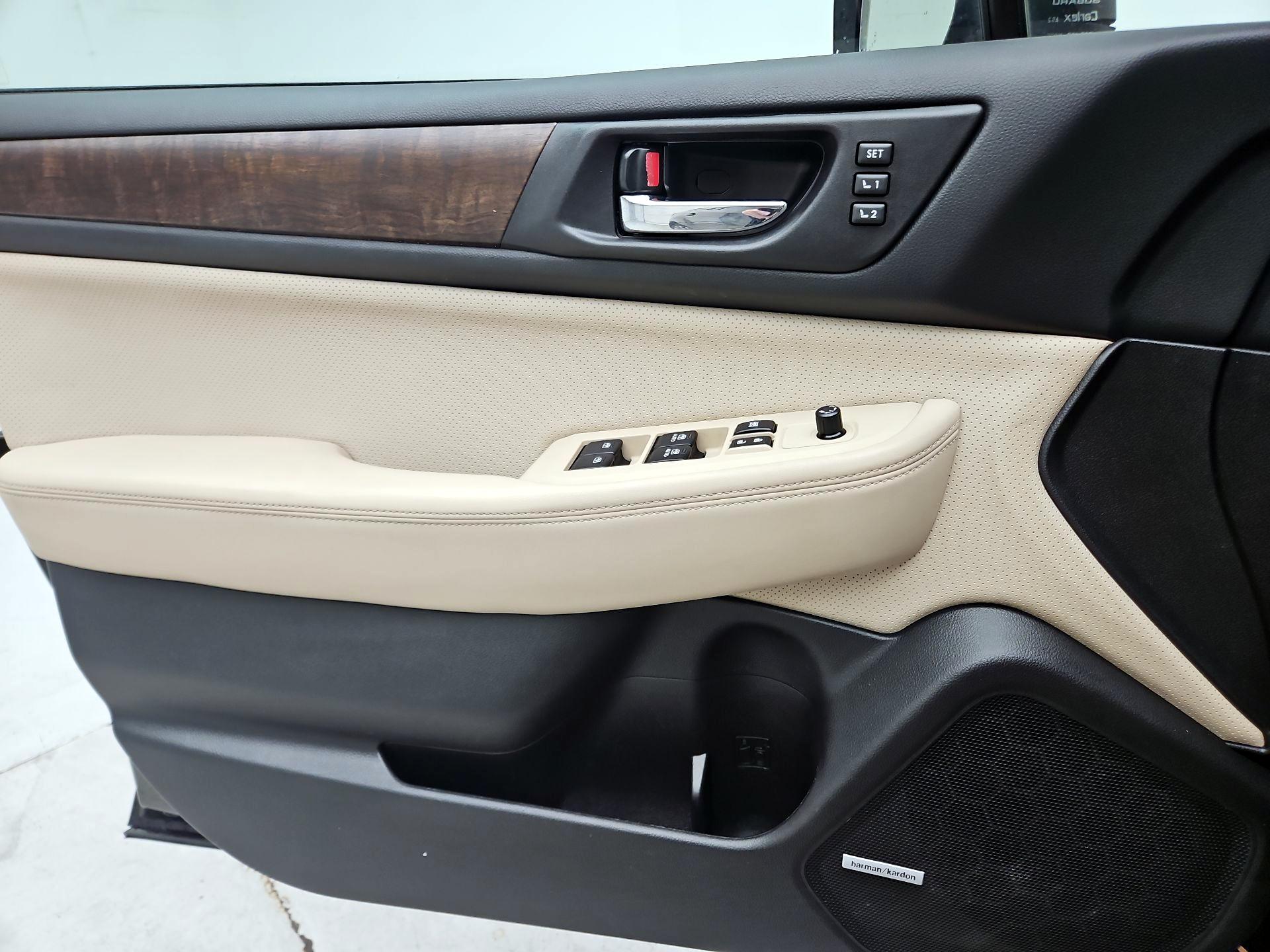 Thumbnail: 2015 Subaru Outback - 12