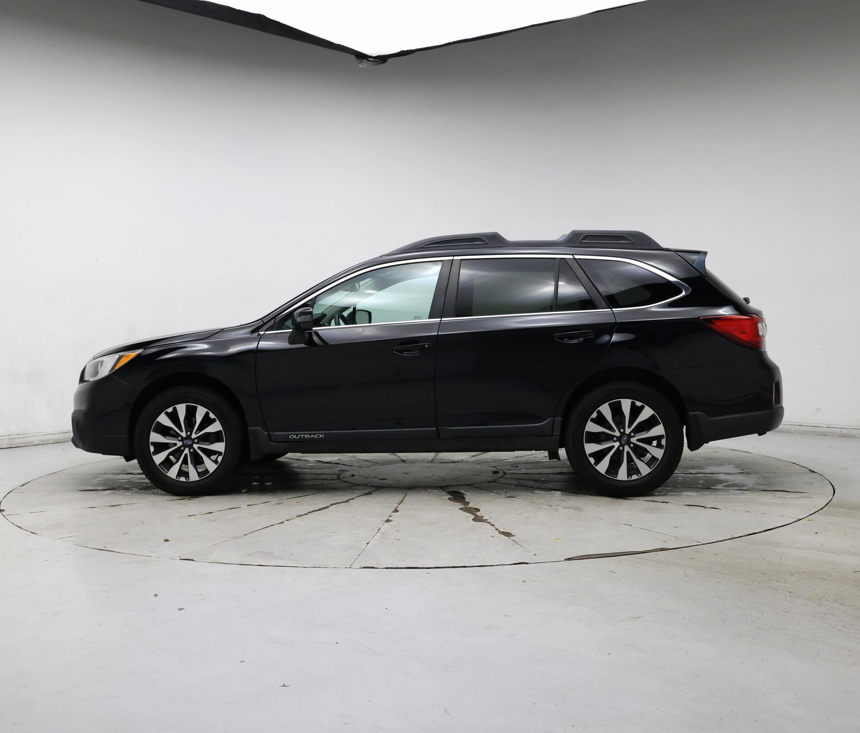 Thumbnail: 2015 Subaru Outback - 3