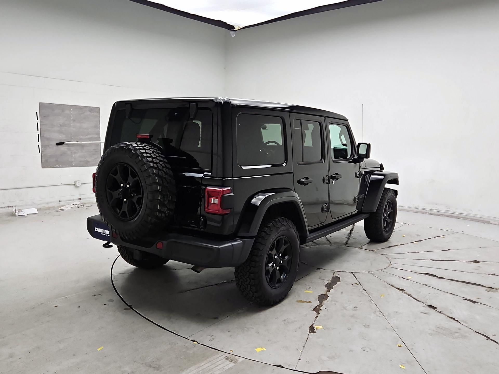 Thumbnail: 2019 Jeep Wrangler - 5