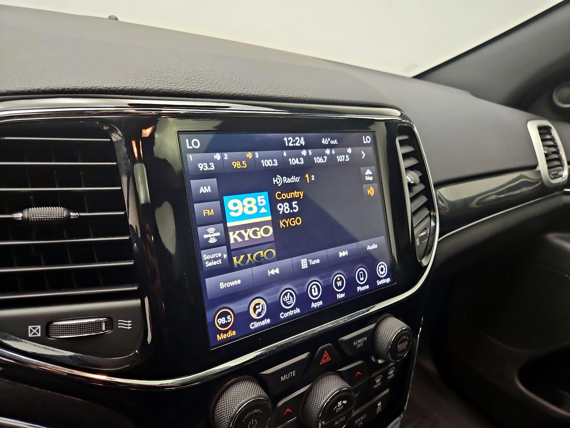 Thumbnail: 2020 Jeep Grand Cherokee - 14