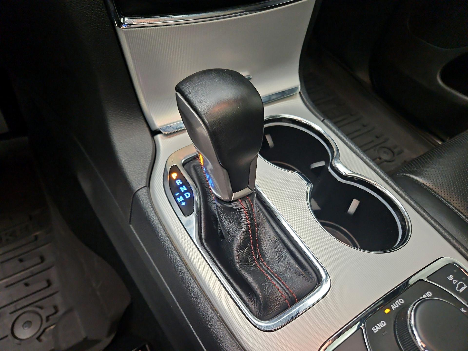 Thumbnail: 2020 Jeep Grand Cherokee - 16