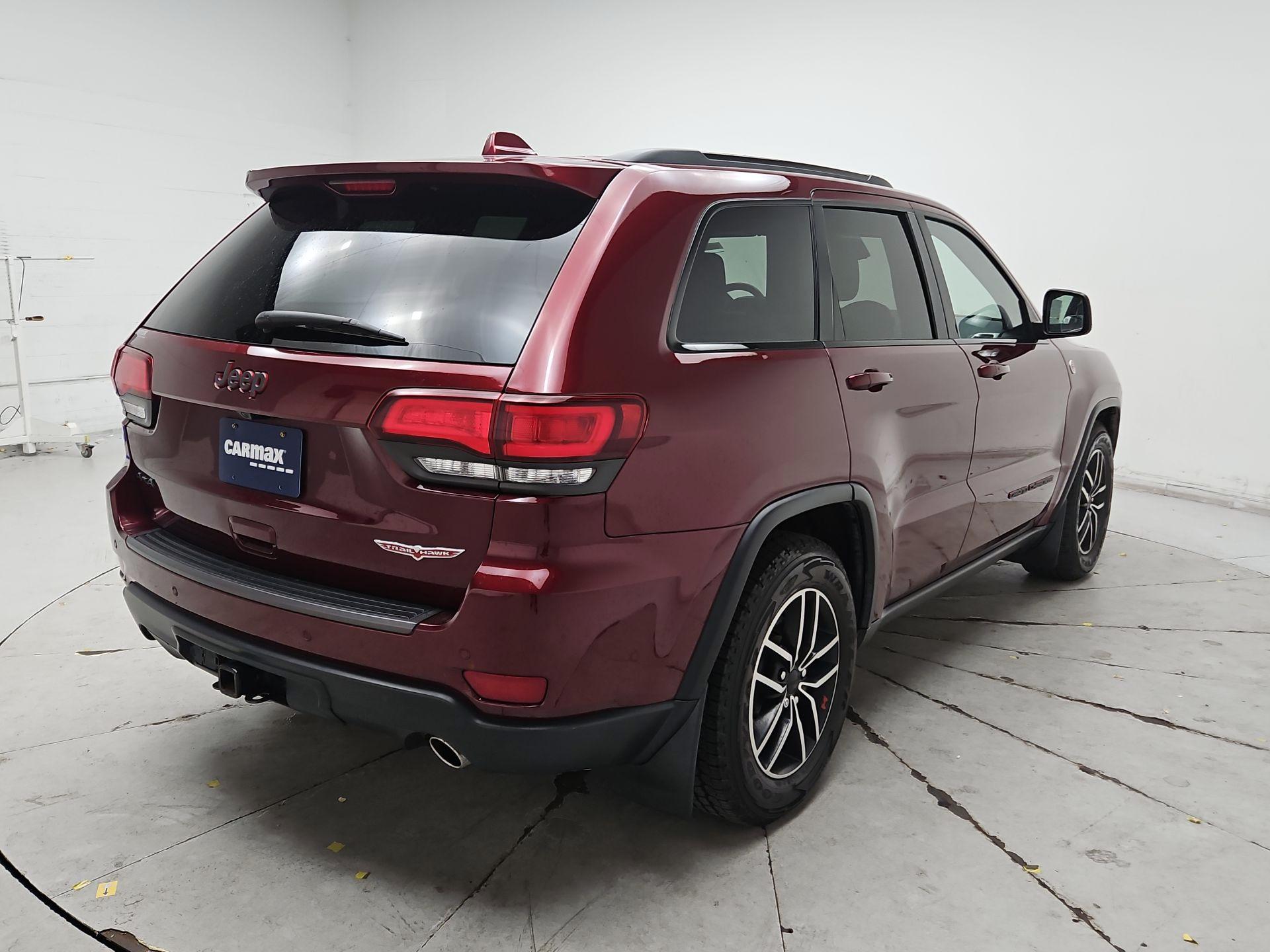 Thumbnail: 2020 Jeep Grand Cherokee - 5