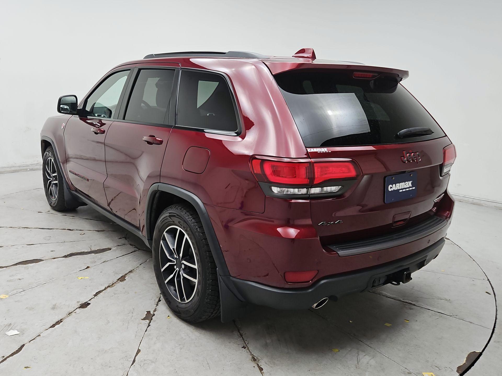 Thumbnail: 2020 Jeep Grand Cherokee - 7
