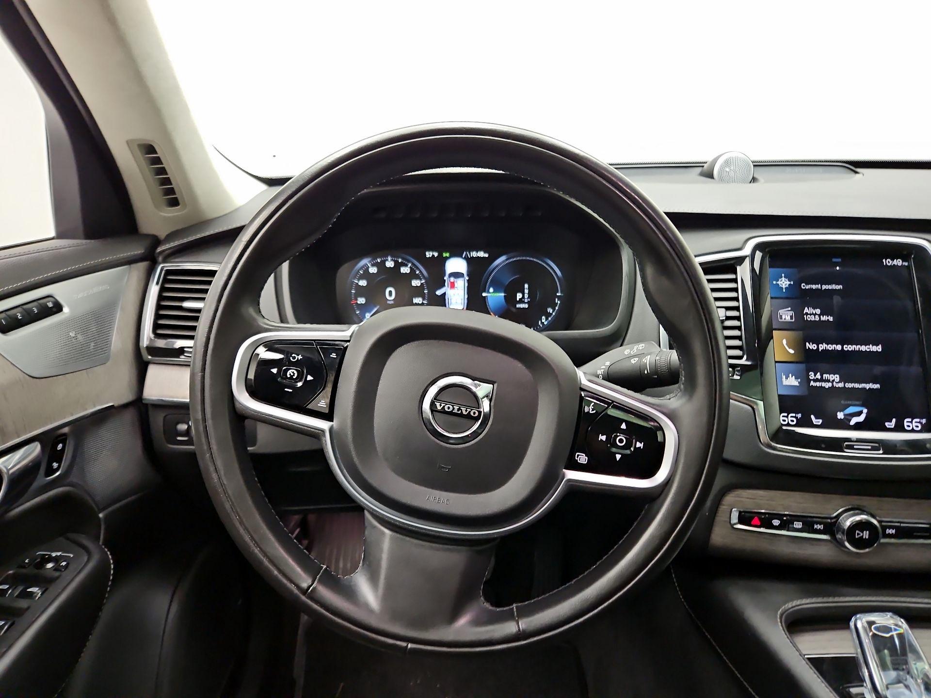 Thumbnail: 2021 Volvo XC90 - 10