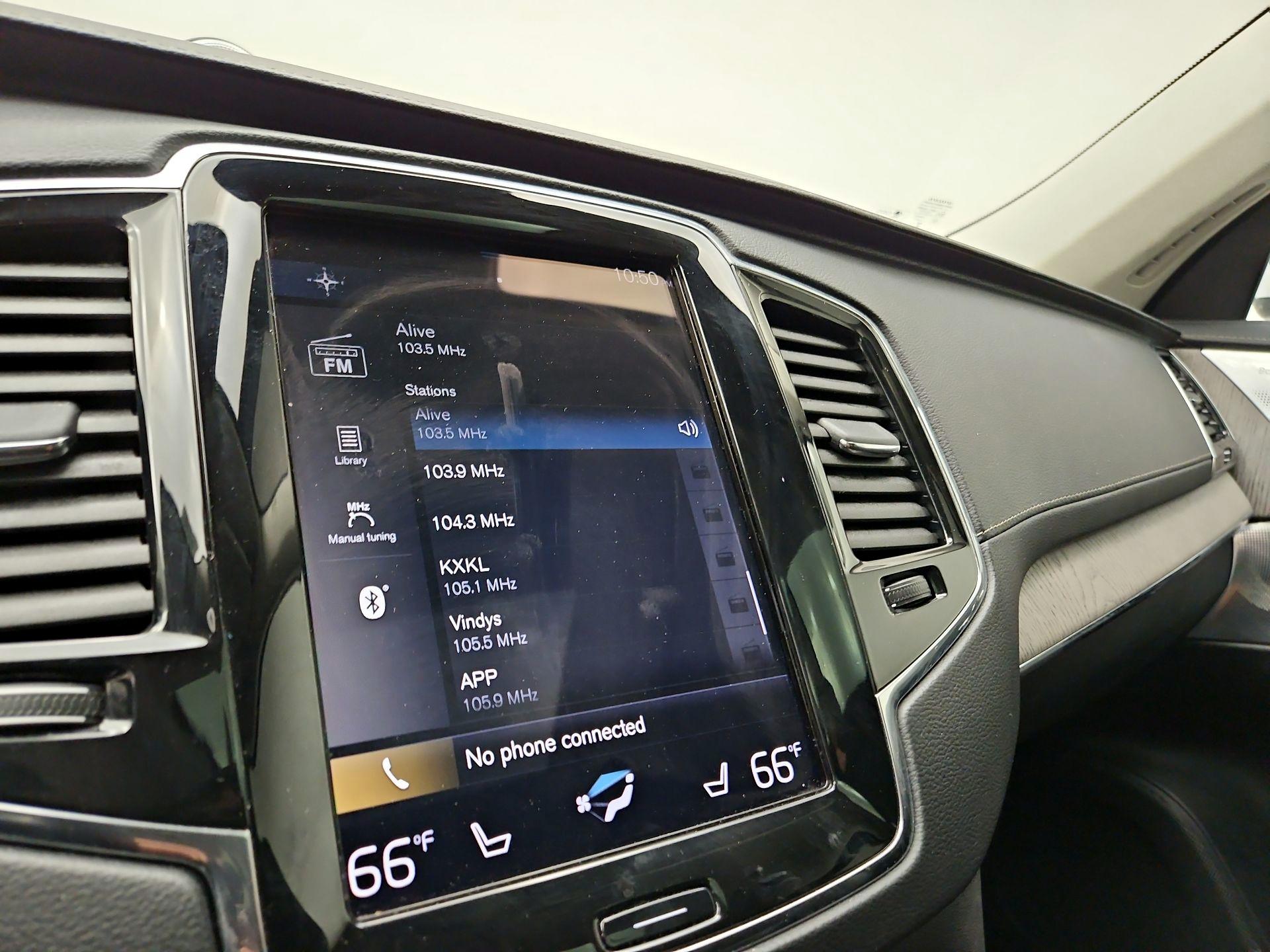 Thumbnail: 2021 Volvo XC90 - 15