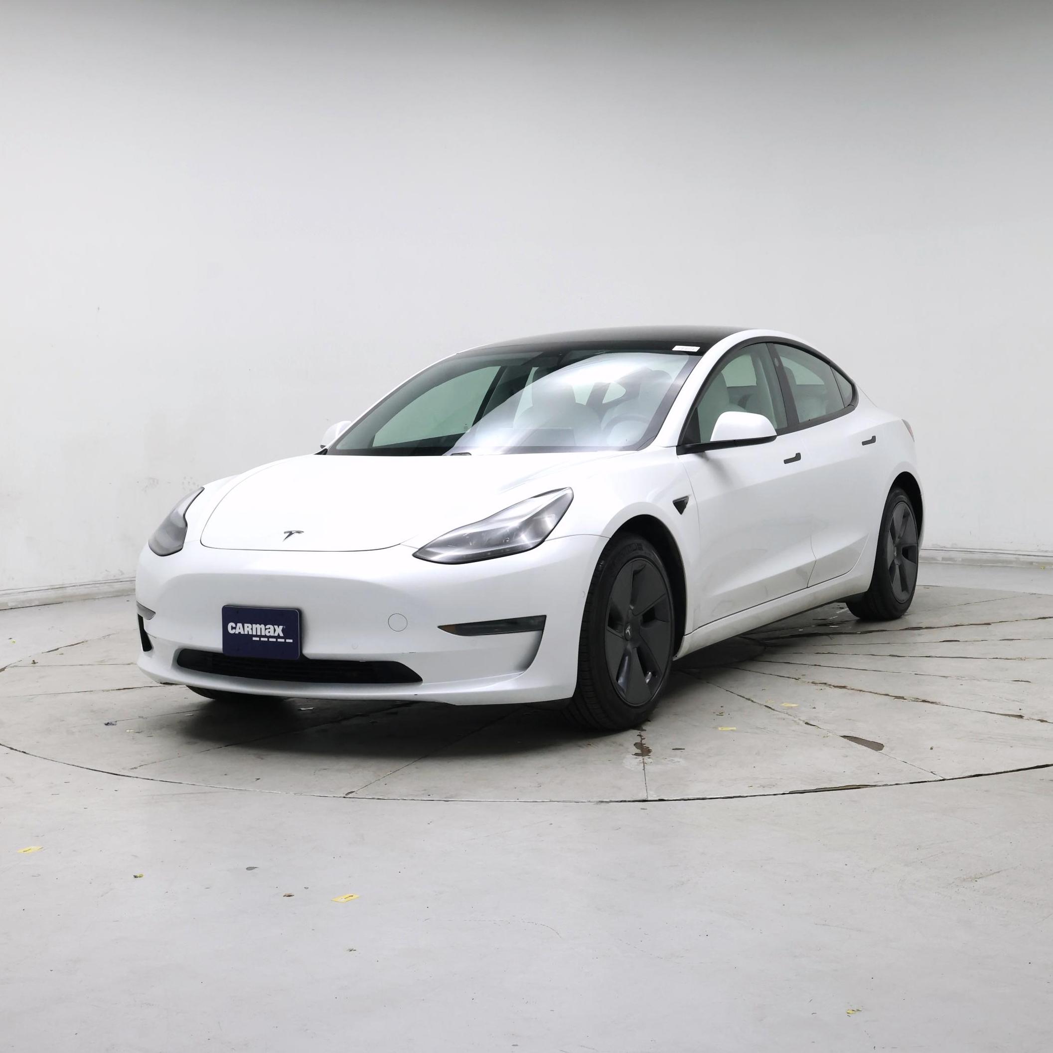 Thumbnail: 2021 Tesla Model 3 - 4
