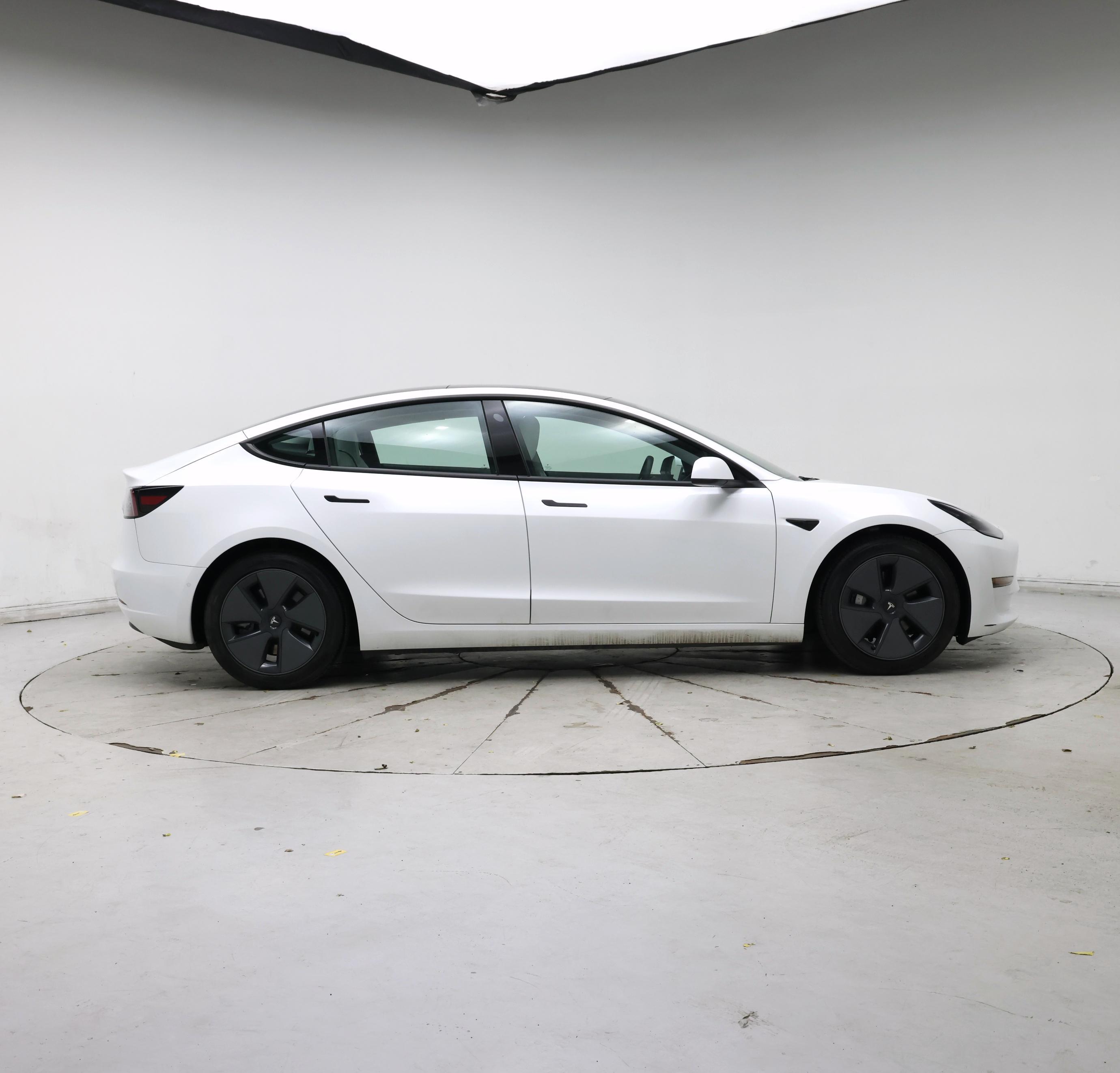 Thumbnail: 2021 Tesla Model 3 - 7