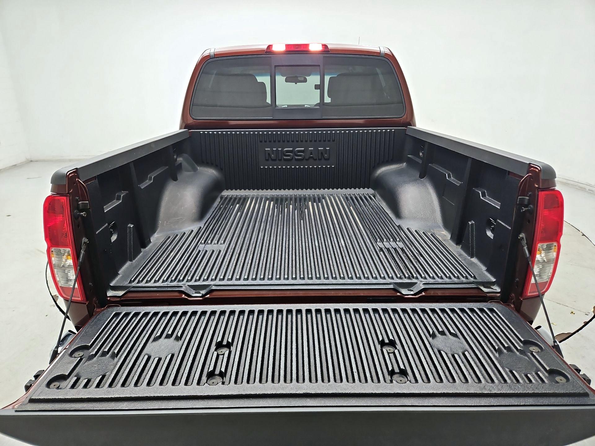 Thumbnail: 2016 Nissan Frontier - 19