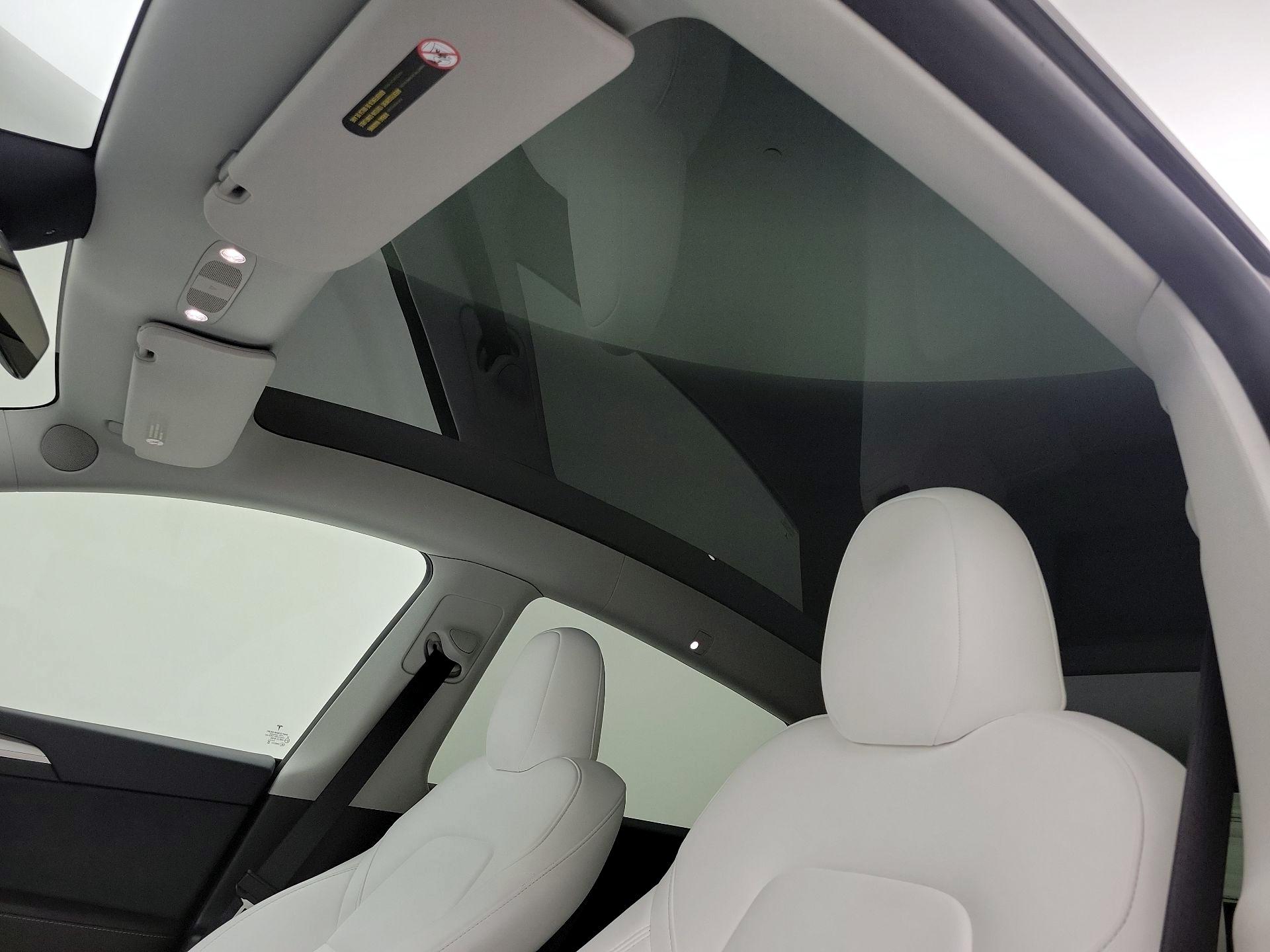 Thumbnail: 2023 Tesla Model Y - 19