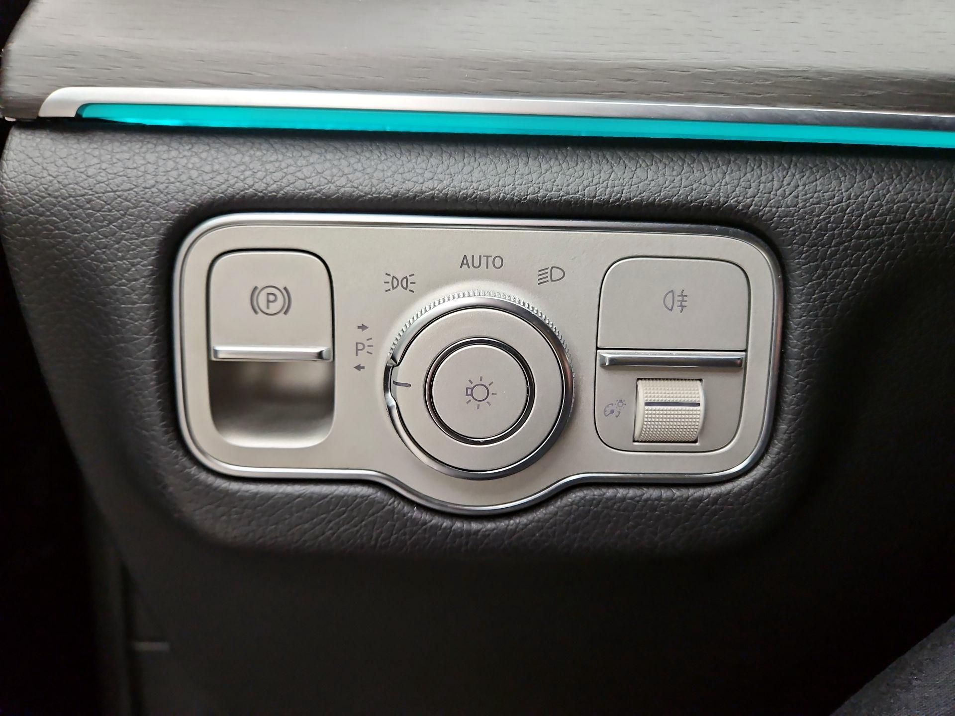 Thumbnail: 2020 Mercedes-Benz GLE - 13