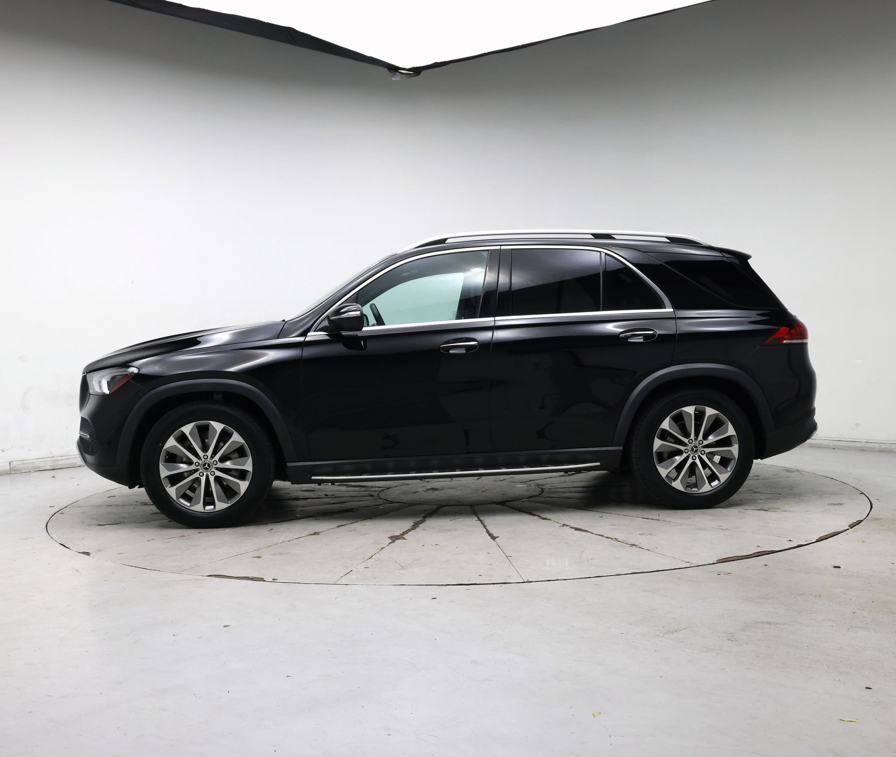 Thumbnail: 2020 Mercedes-Benz GLE - 3