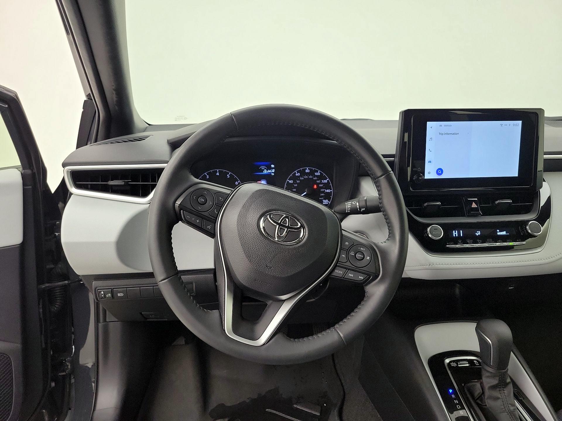 Thumbnail: 2023 Toyota Corolla - 10