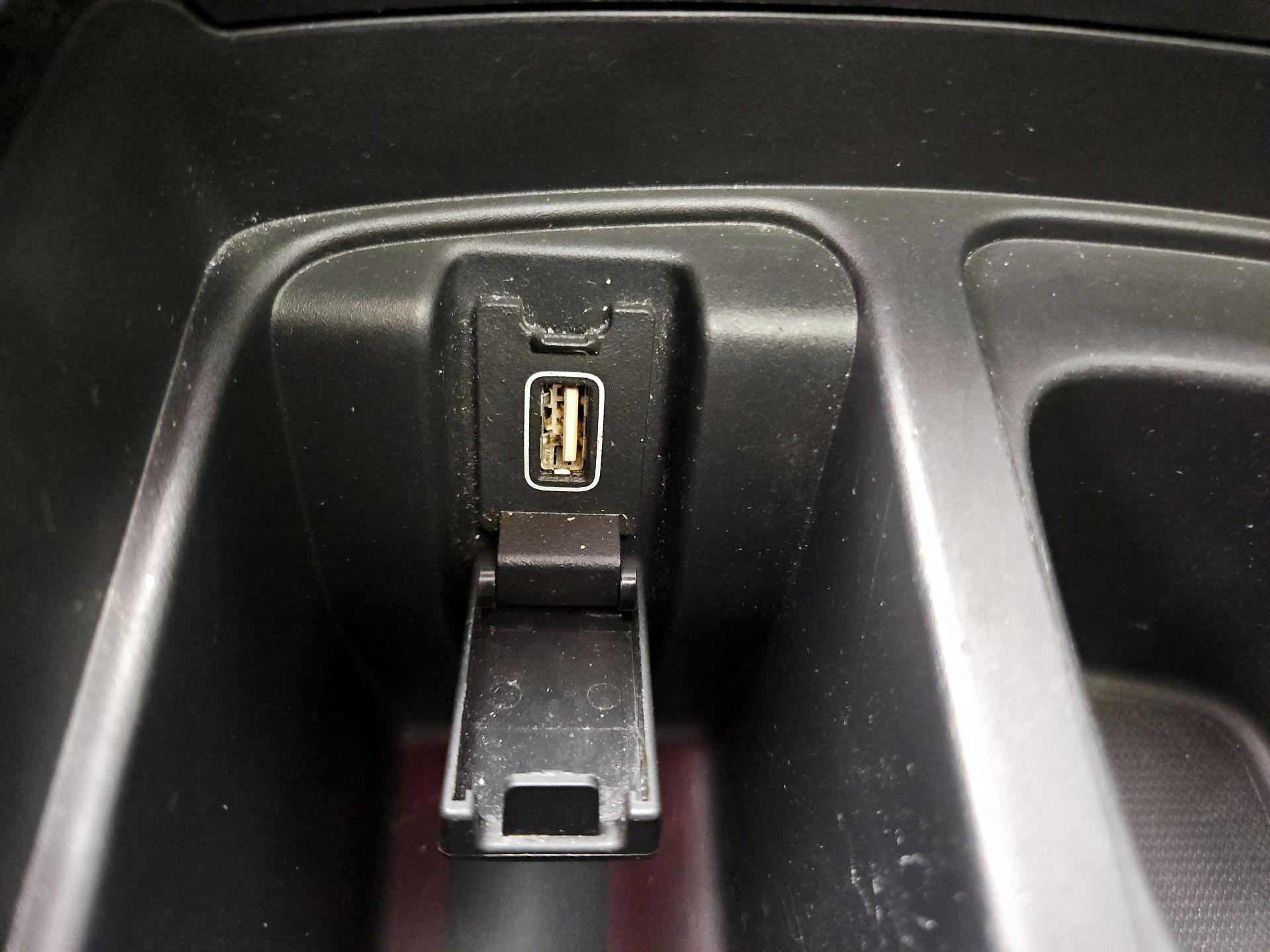 Thumbnail: 2019 Acura RDX - 19