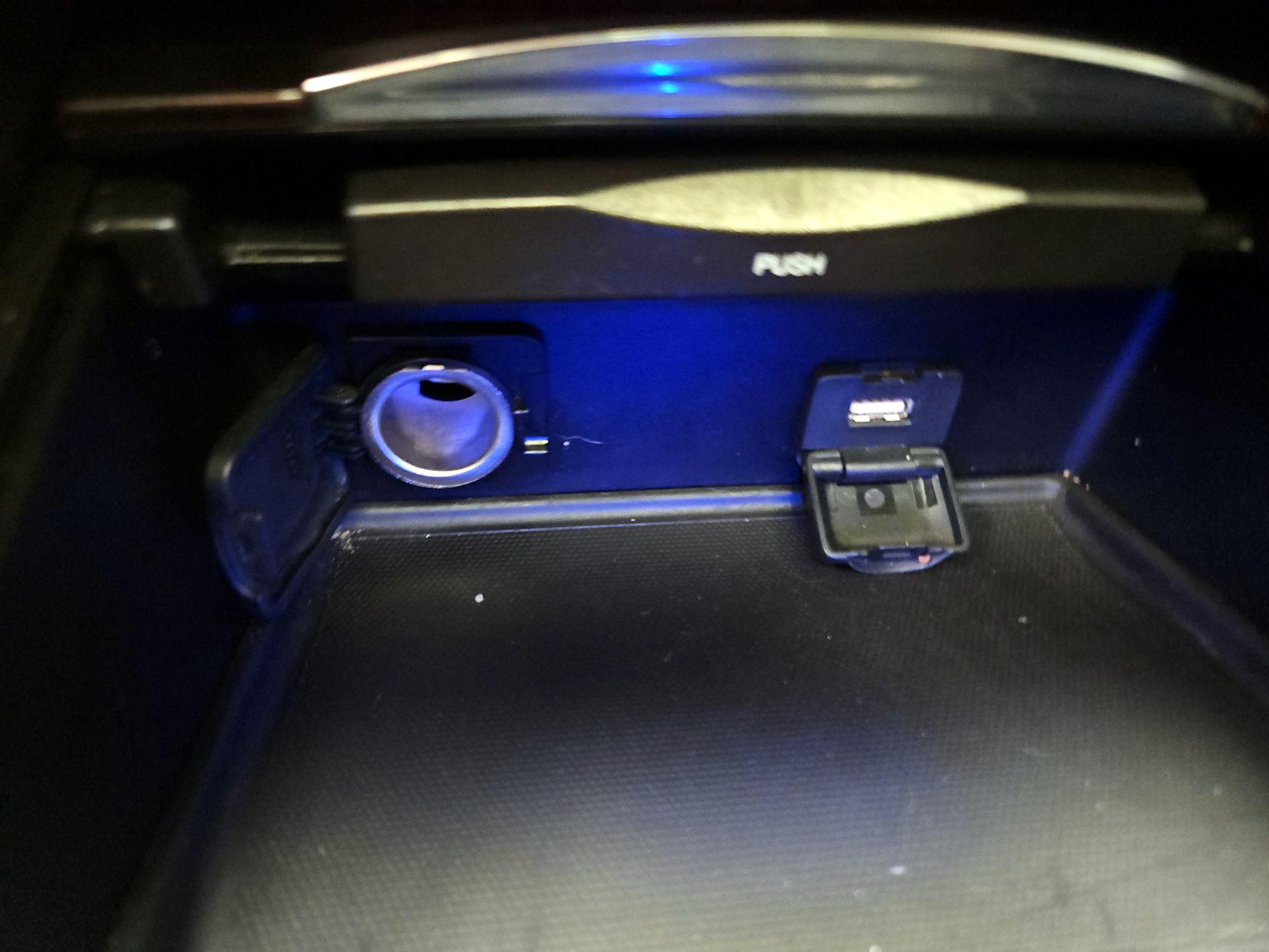 Thumbnail: 2015 Acura TLX - 17