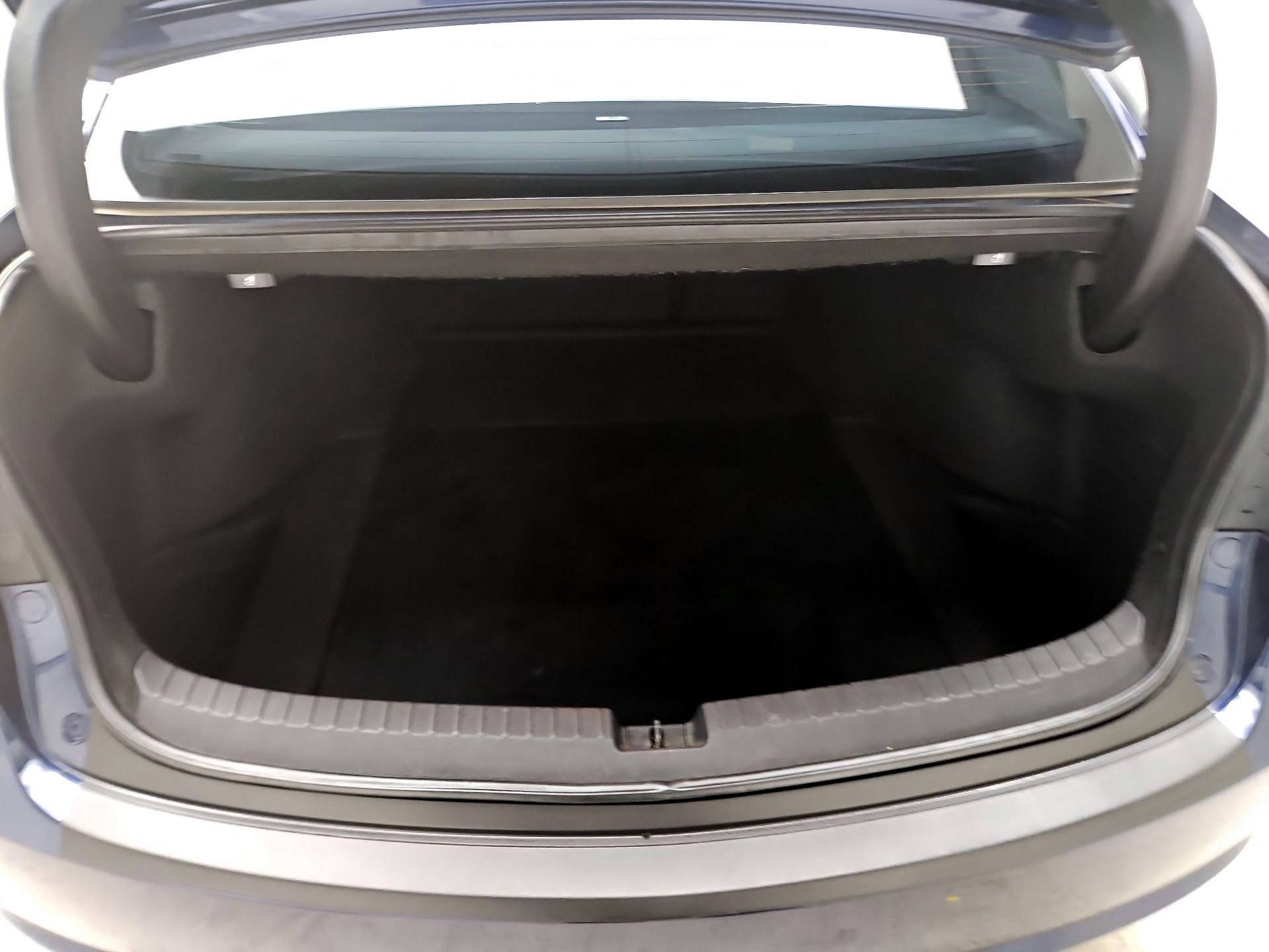 Thumbnail: 2015 Acura TLX - 20