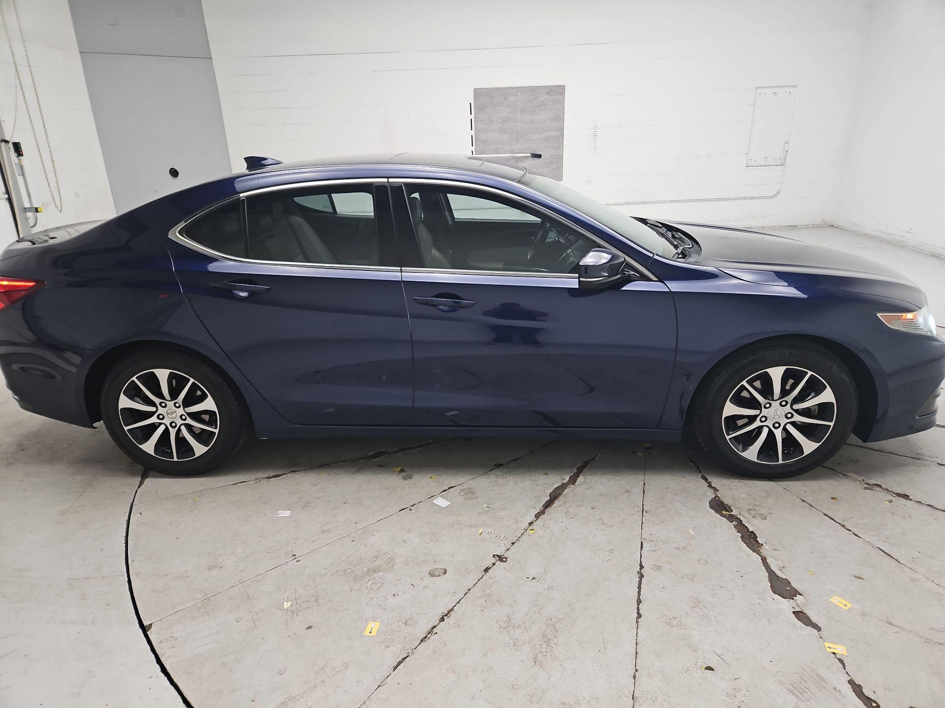 Thumbnail: 2015 Acura TLX - 4