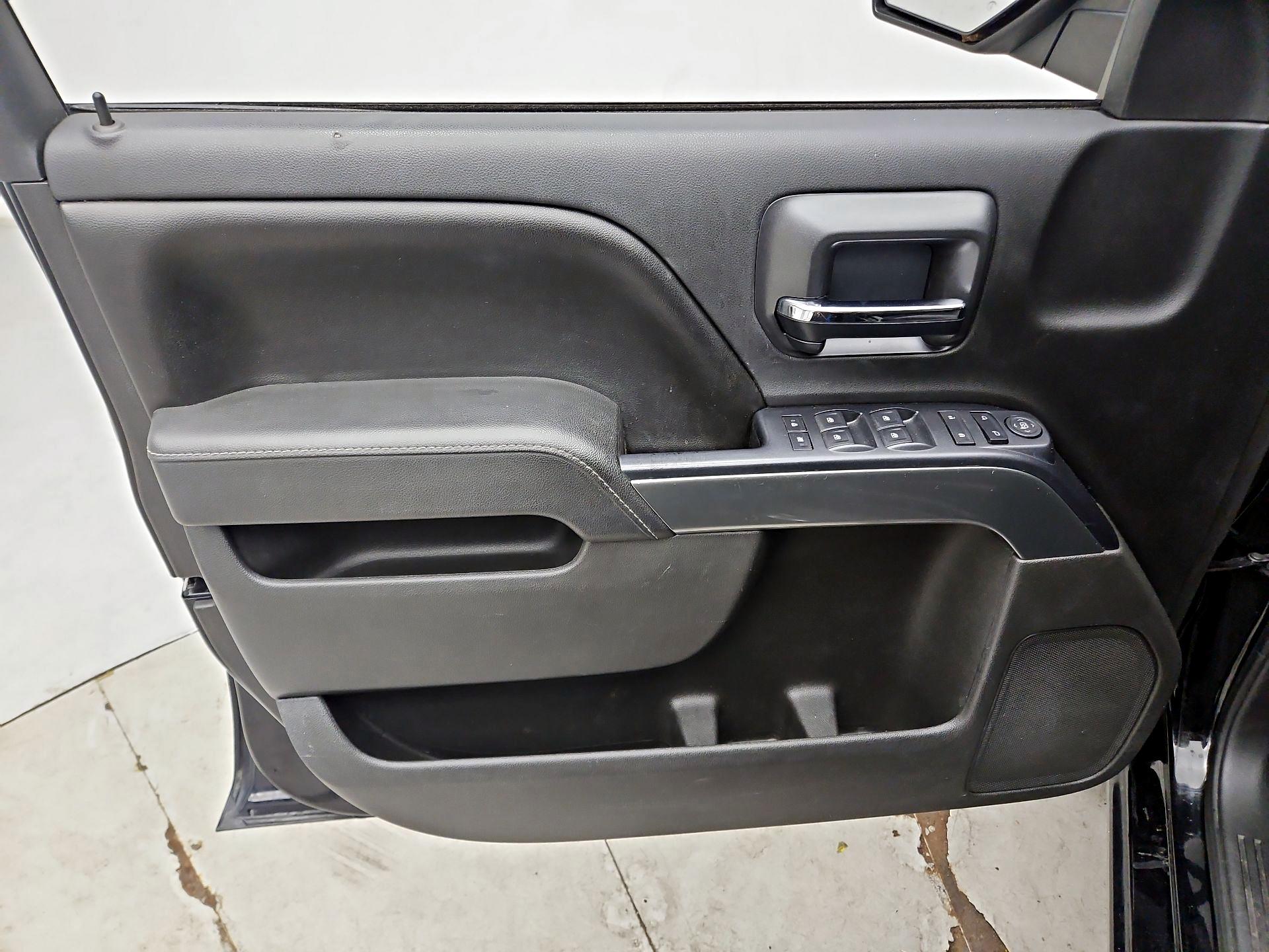 Thumbnail: 2016 Chevrolet Silverado 1500 - 12
