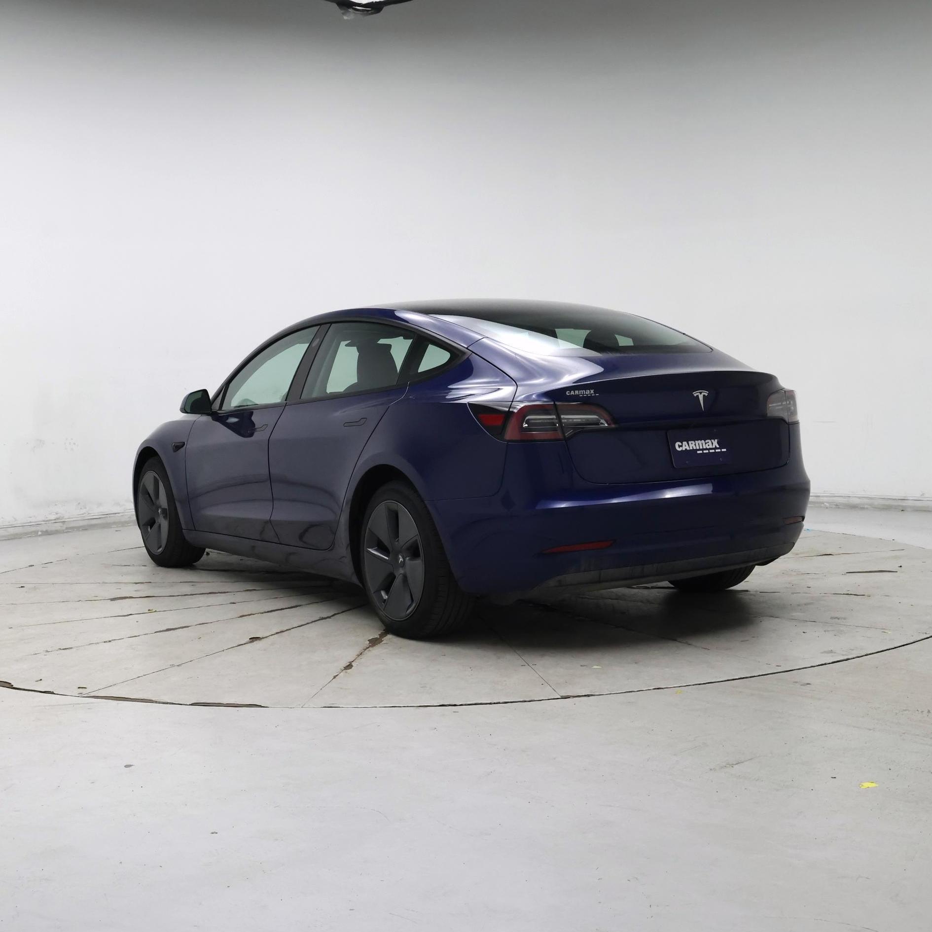 Thumbnail: 2023 Tesla Model 3 - 2