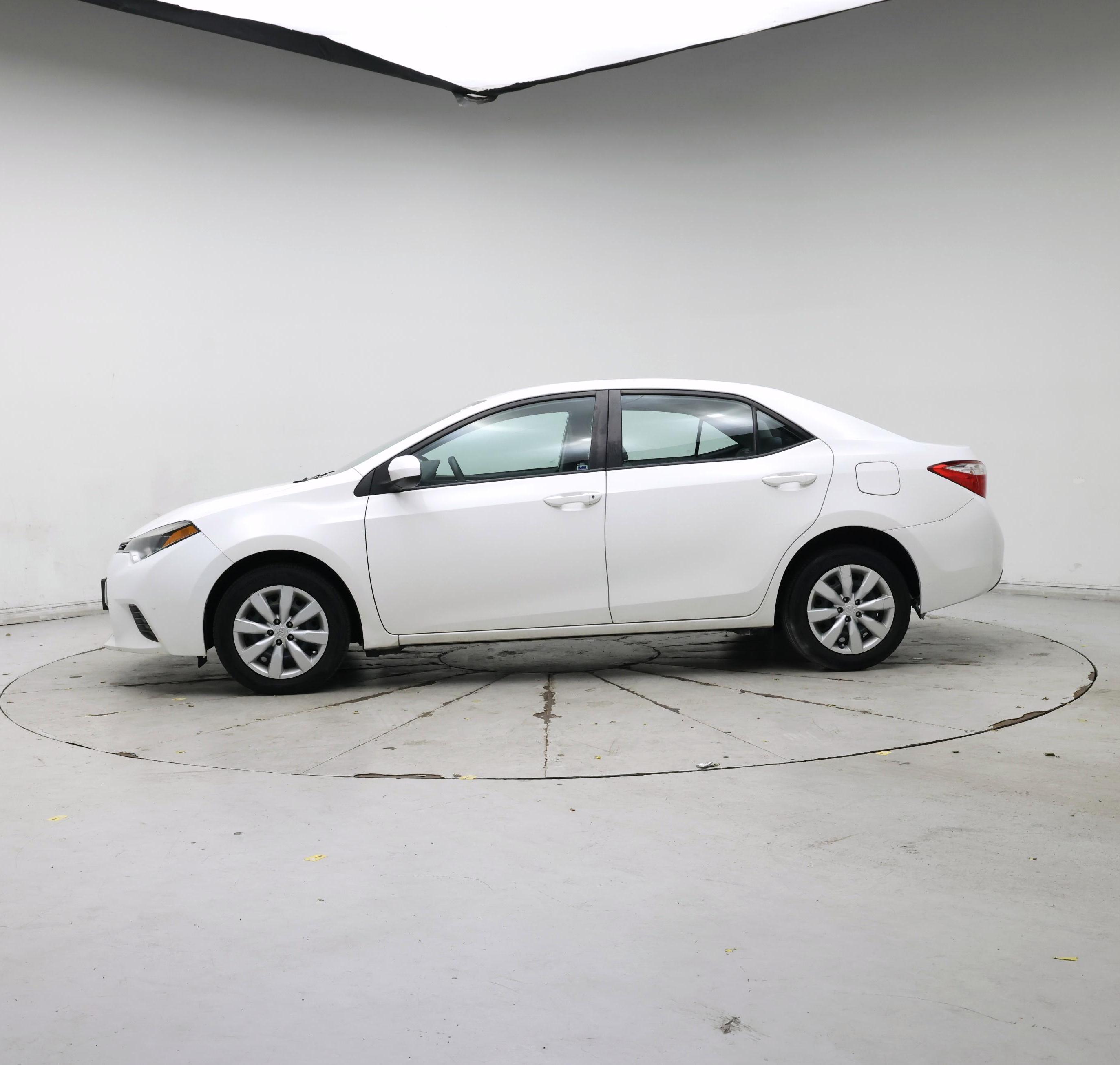 Thumbnail: 2016 Toyota Corolla - 3