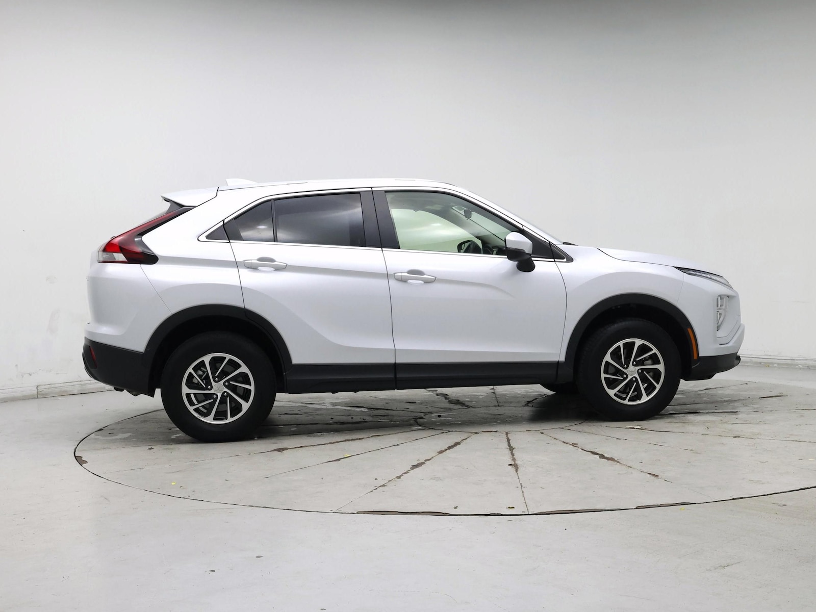 2025 Mitsubishi Eclipse Cross ES - Photo 8
