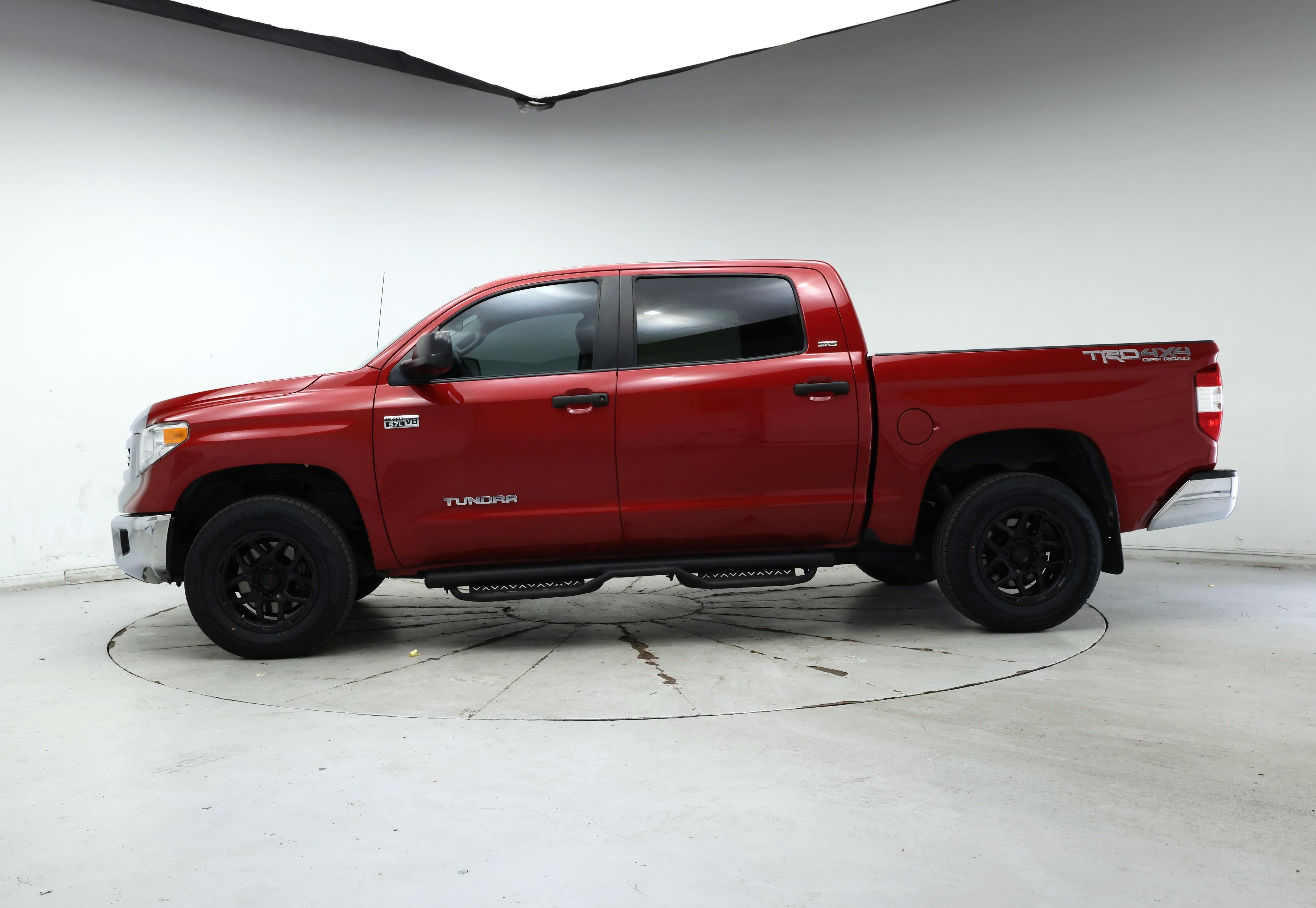 Thumbnail: 2016 Toyota Tundra - 3
