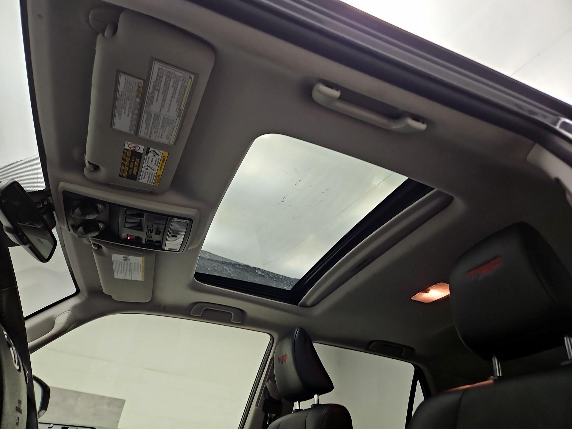 Thumbnail: 2020 Toyota 4Runner - 18