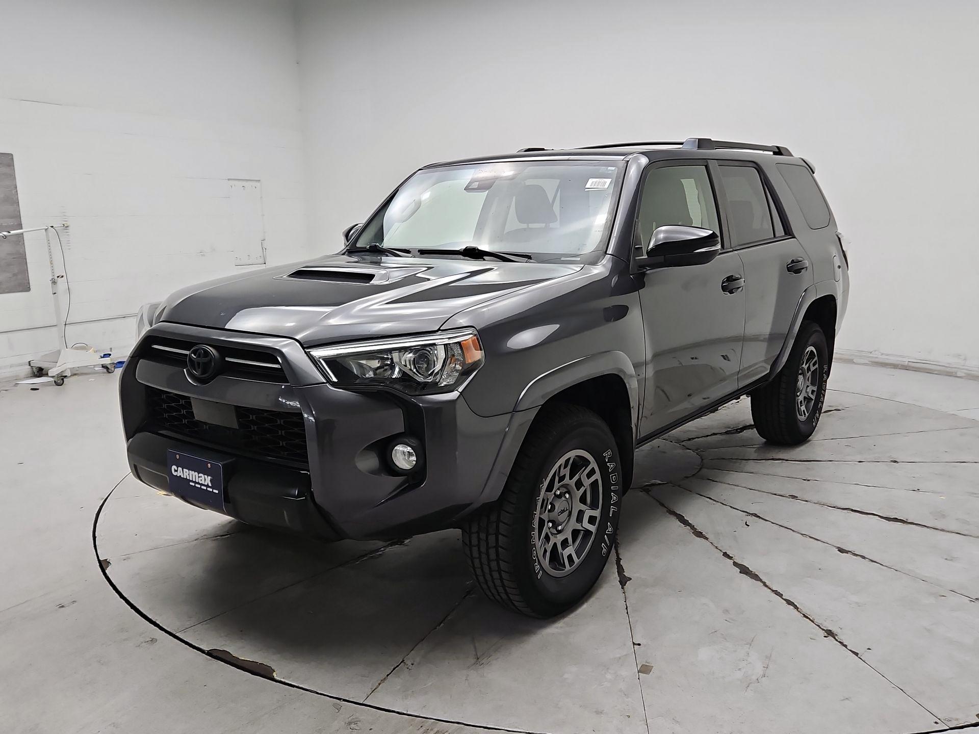 Thumbnail: 2020 Toyota 4Runner - 3