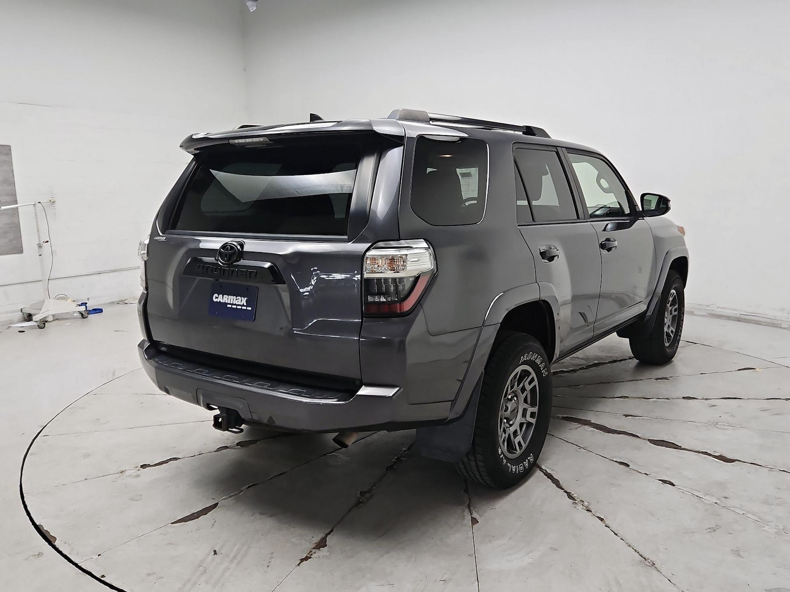 2020 Toyota 4Runner Venture - Photo 5