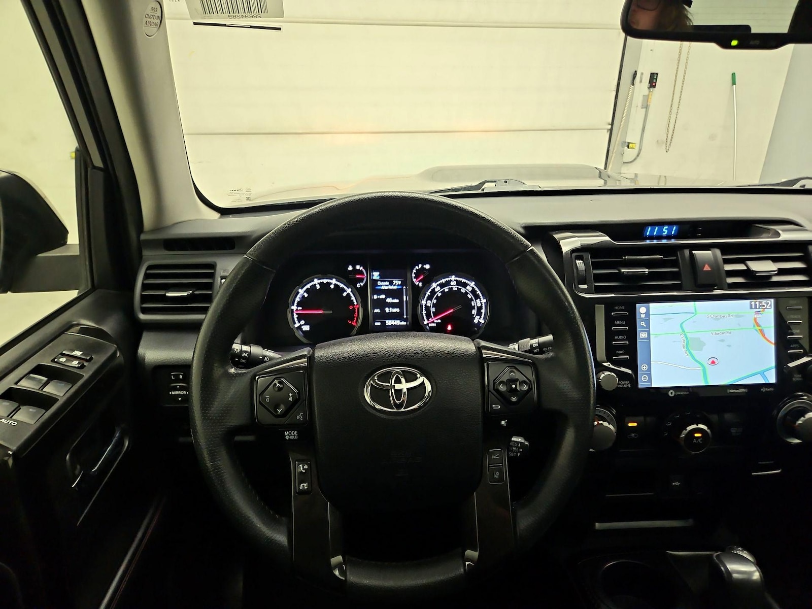 2020 Toyota 4Runner Venture - Photo 9
