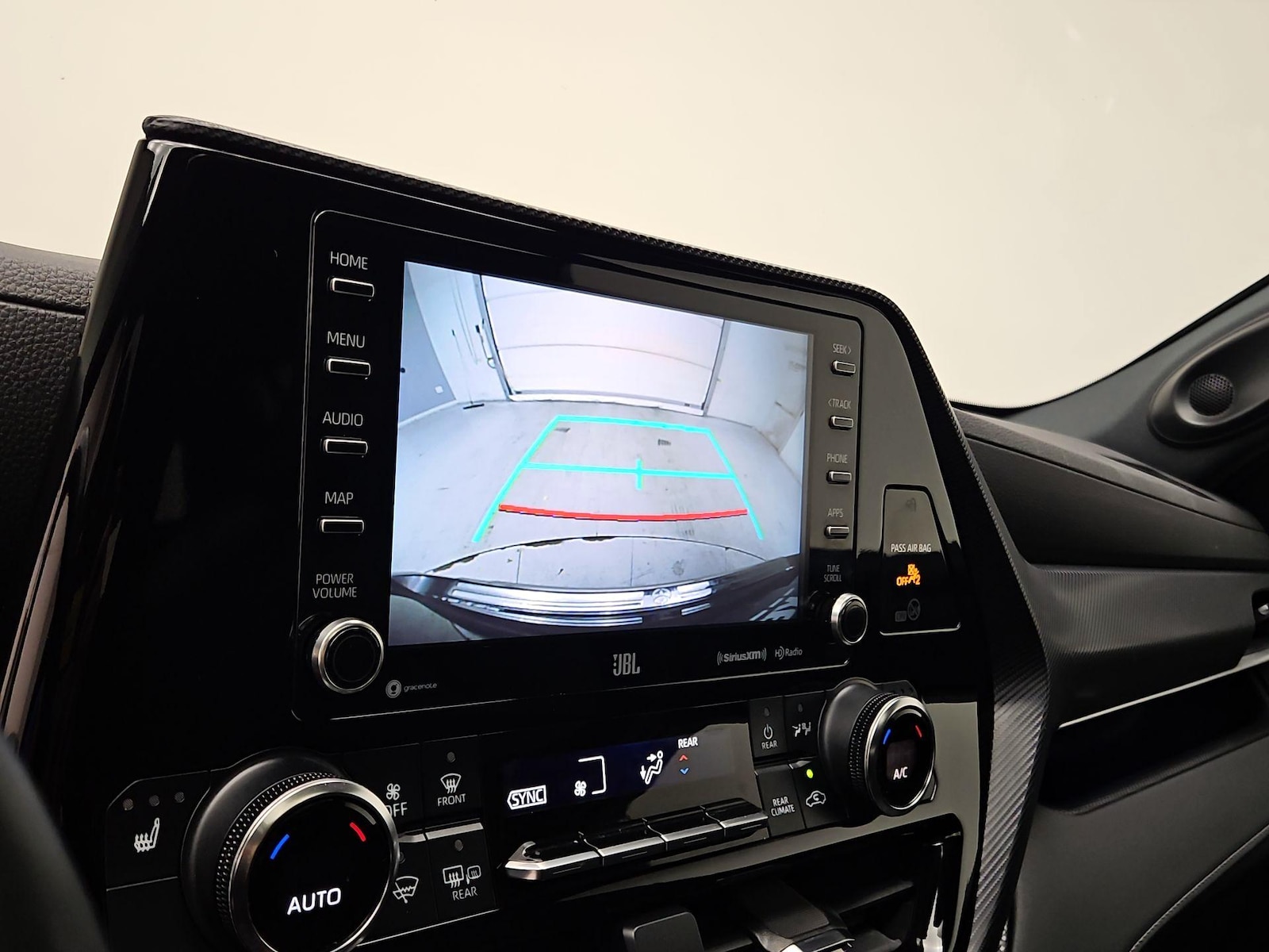 2022 Toyota Highlander XSE - Photo 16